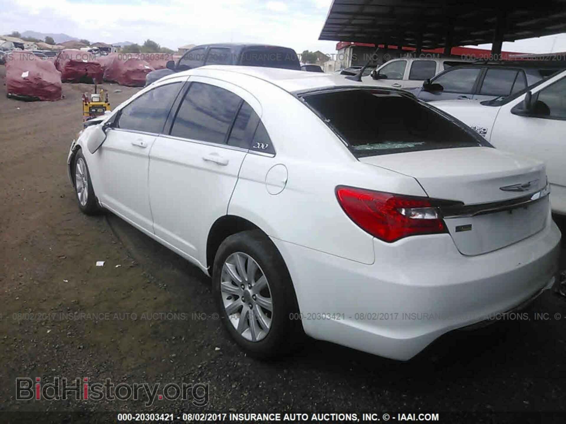 2013 Chrysler 200 - VIN: 1C3CCBBG5DN569921 - Photo 3