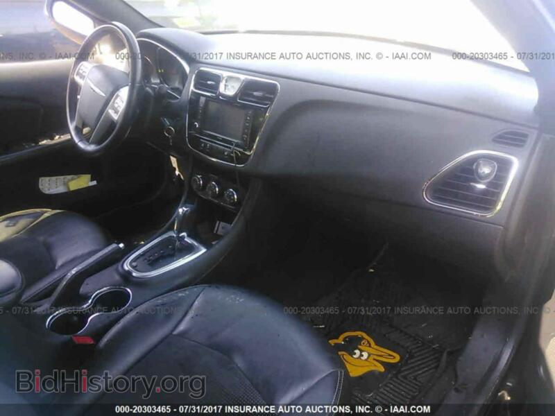 2011 Chrysler 200 (VIN 1C3BC8FGXBN612980) — фото 5 из 10
