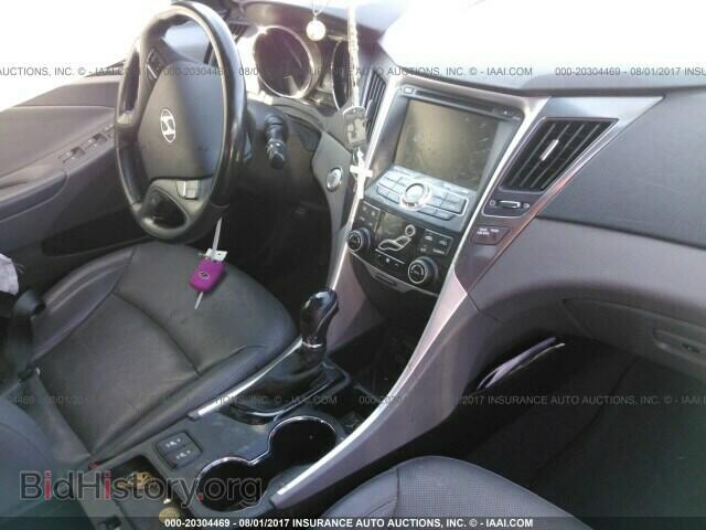 2012 Hyundai Sonata - VIN: KMHEC4A44CA040887 - Photo 5
