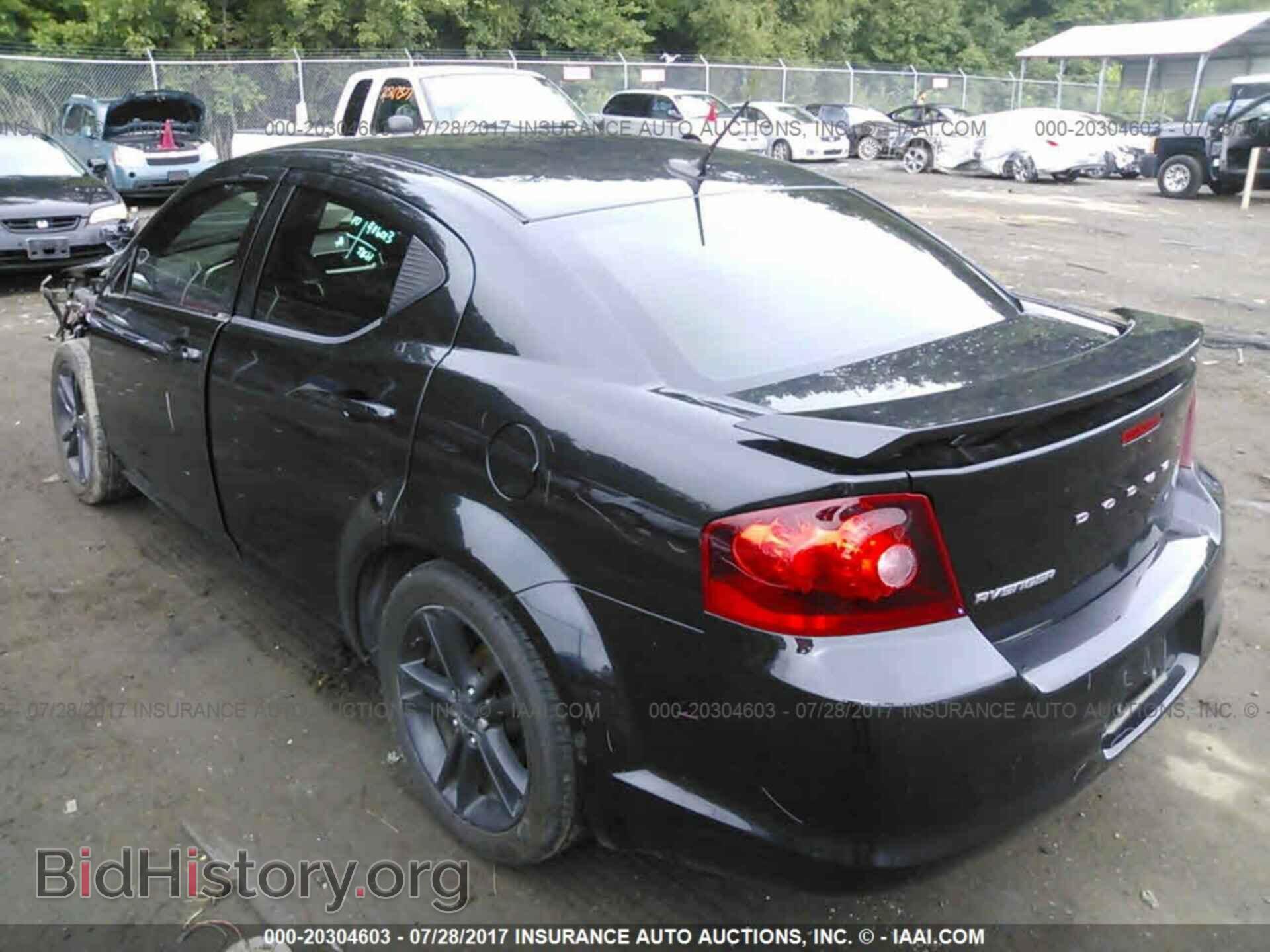 2011 Dodge Avenger - VIN: 1B3BD1FG4BN515100 - Photo 3
