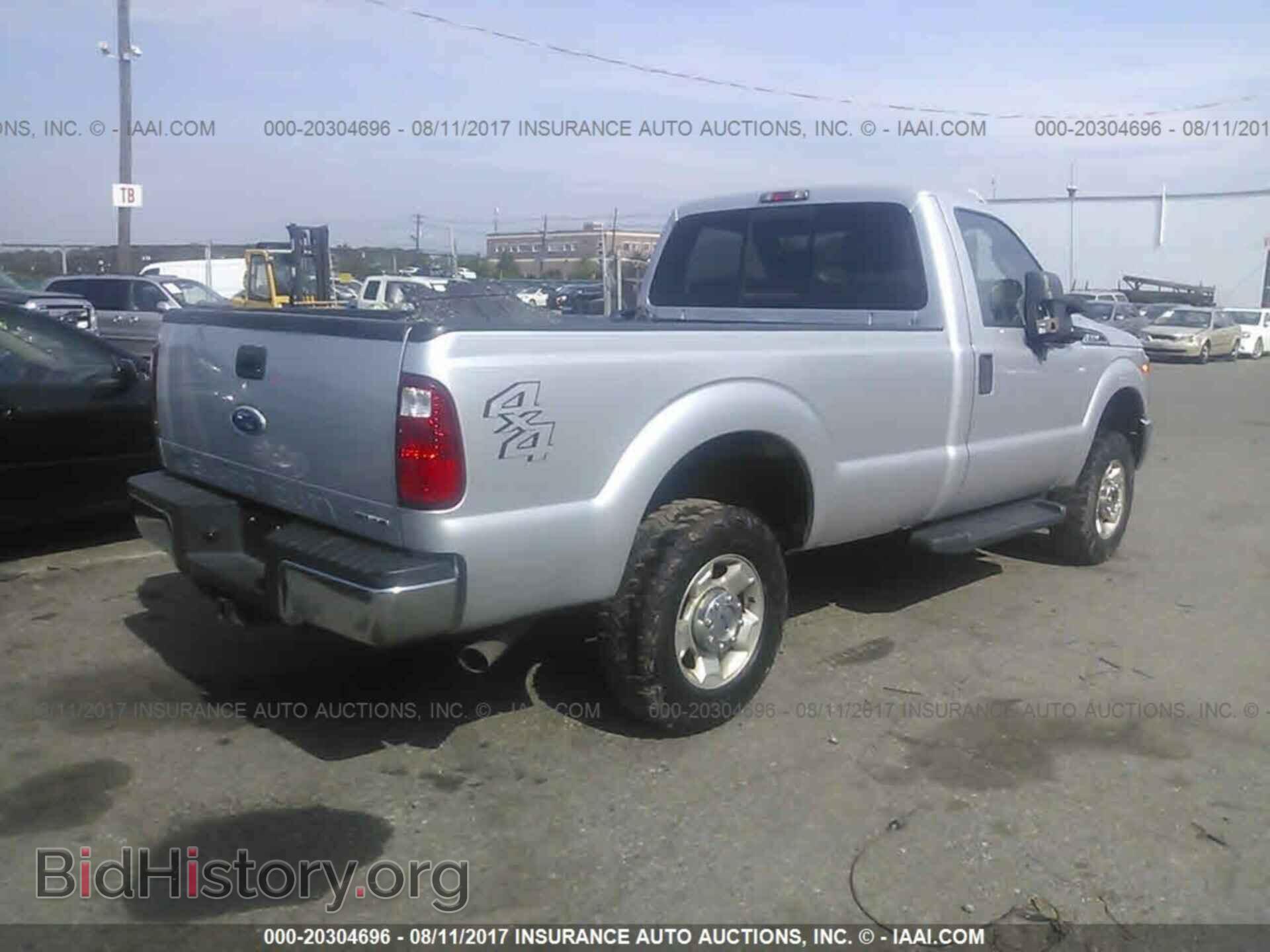 2012 Ford F250 - VIN: 1FTBF2B64CEA75621 - Фото 4