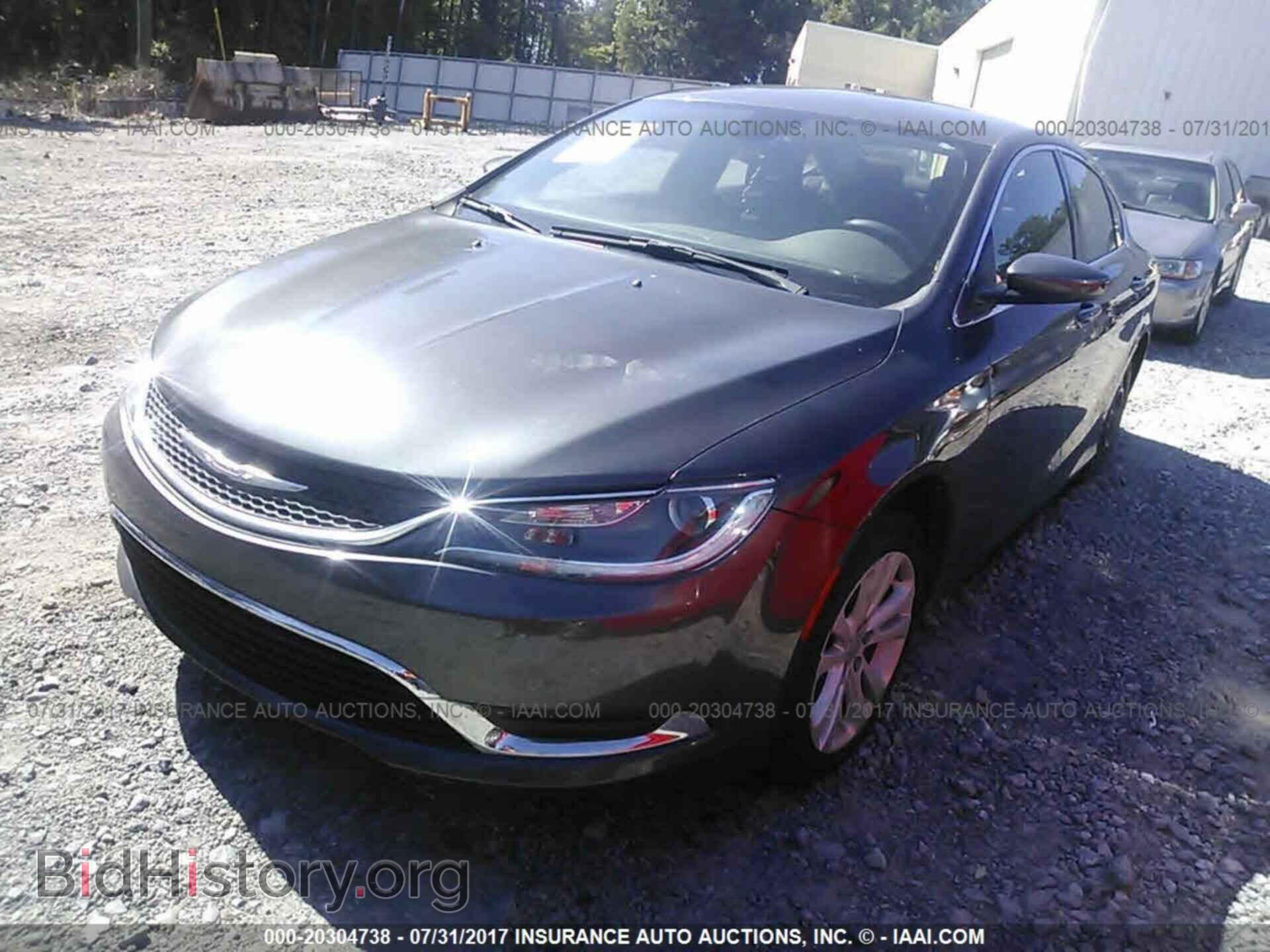 2016 Chrysler 200 - VIN: 1C3CCCAB0GN115589 - Фото 2