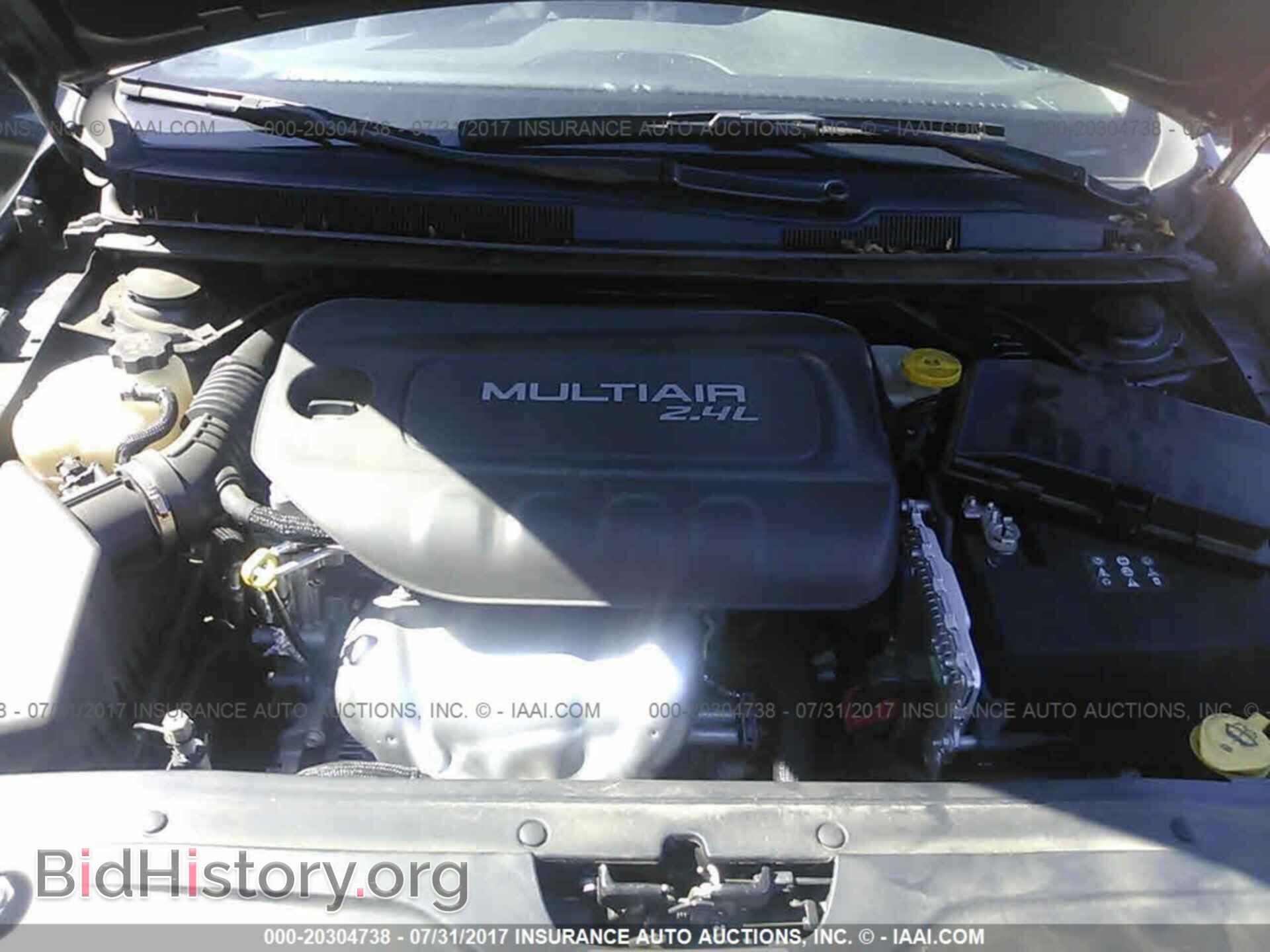 2016 Chrysler 200 - VIN: 1C3CCCAB0GN115589 - Фото 10