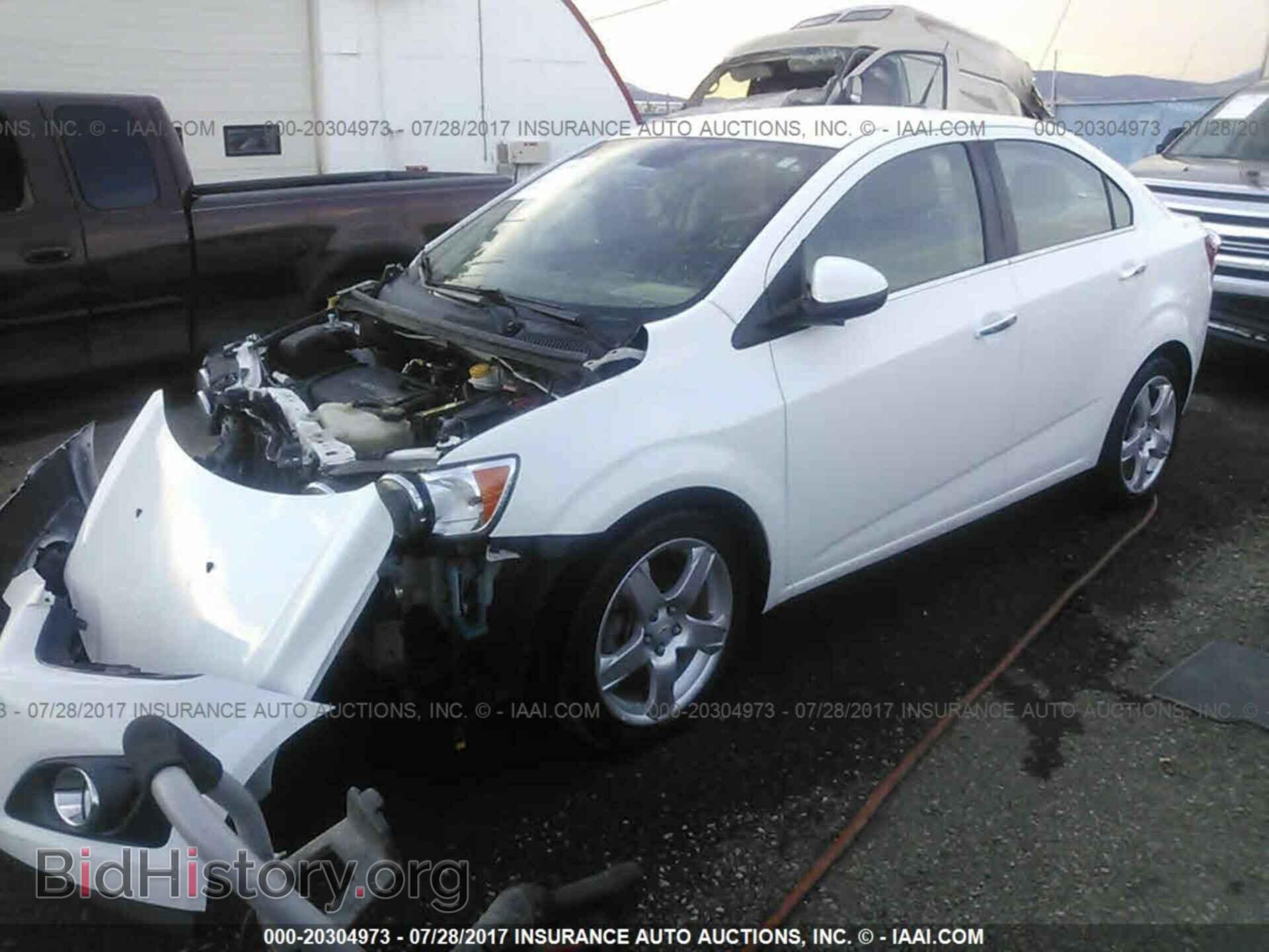 2012 Chevrolet Sonic - VIN: 1G1JE5SH2C4140675 - Фото 2