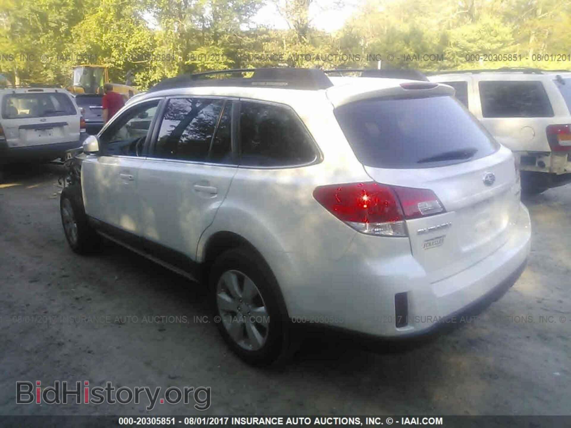 2012 Subaru Outback - VIN: 4S4BRBCC8C3303090 - Фото 3