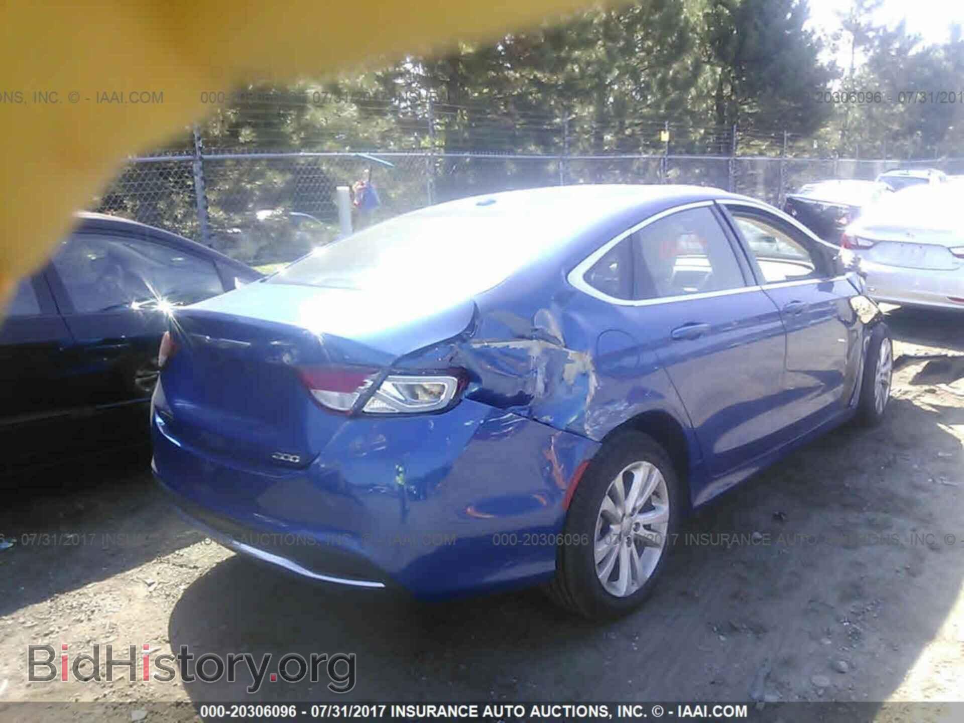 2015 Chrysler 200 - VIN: 1C3CCCAB8FN687606 - Фото 4