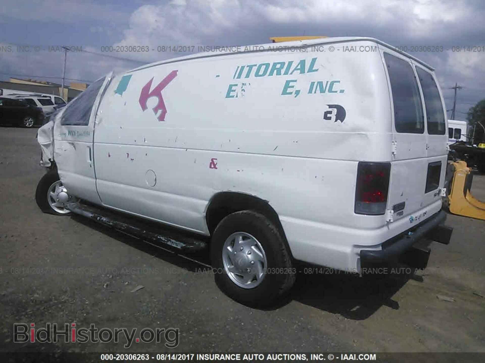 2011 Ford Econoline - VIN: 1FTNE2EW2BDA41757 - Photo 3
