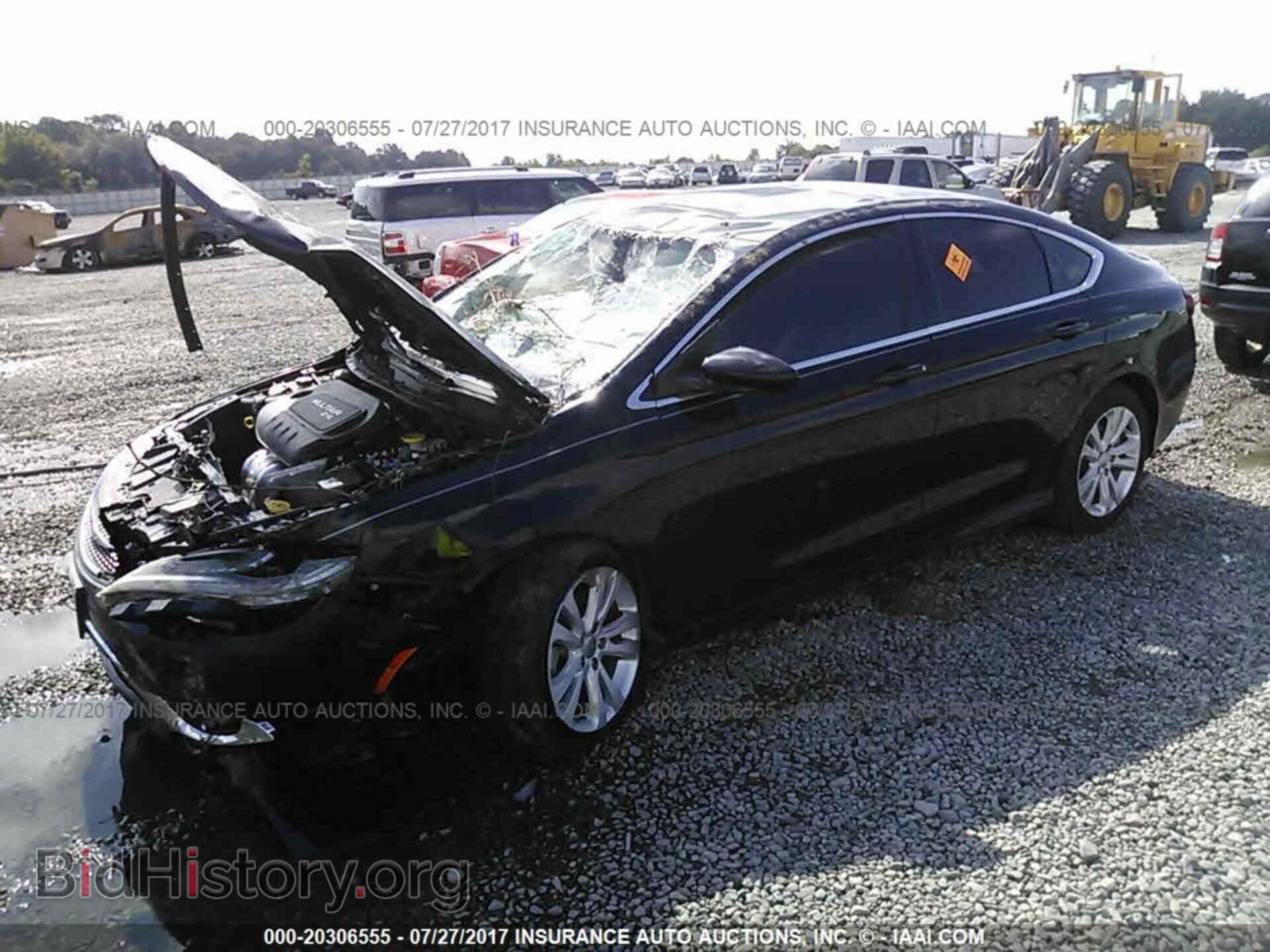 2016 Chrysler 200 - VIN: 1C3CCCAB4GN133576 - Фото 2