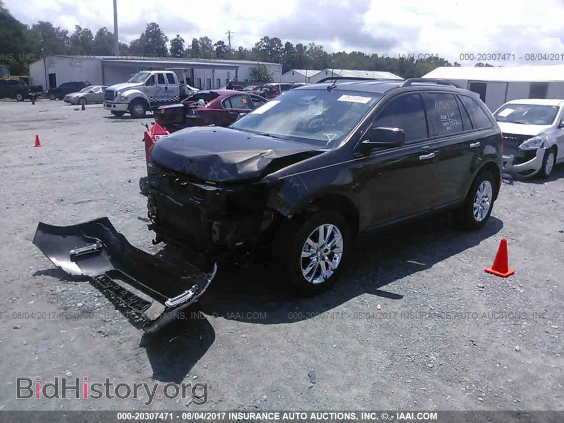 2011 Ford Edge - VIN: 2FMDK3JC7BBA18403 - Photo 2
