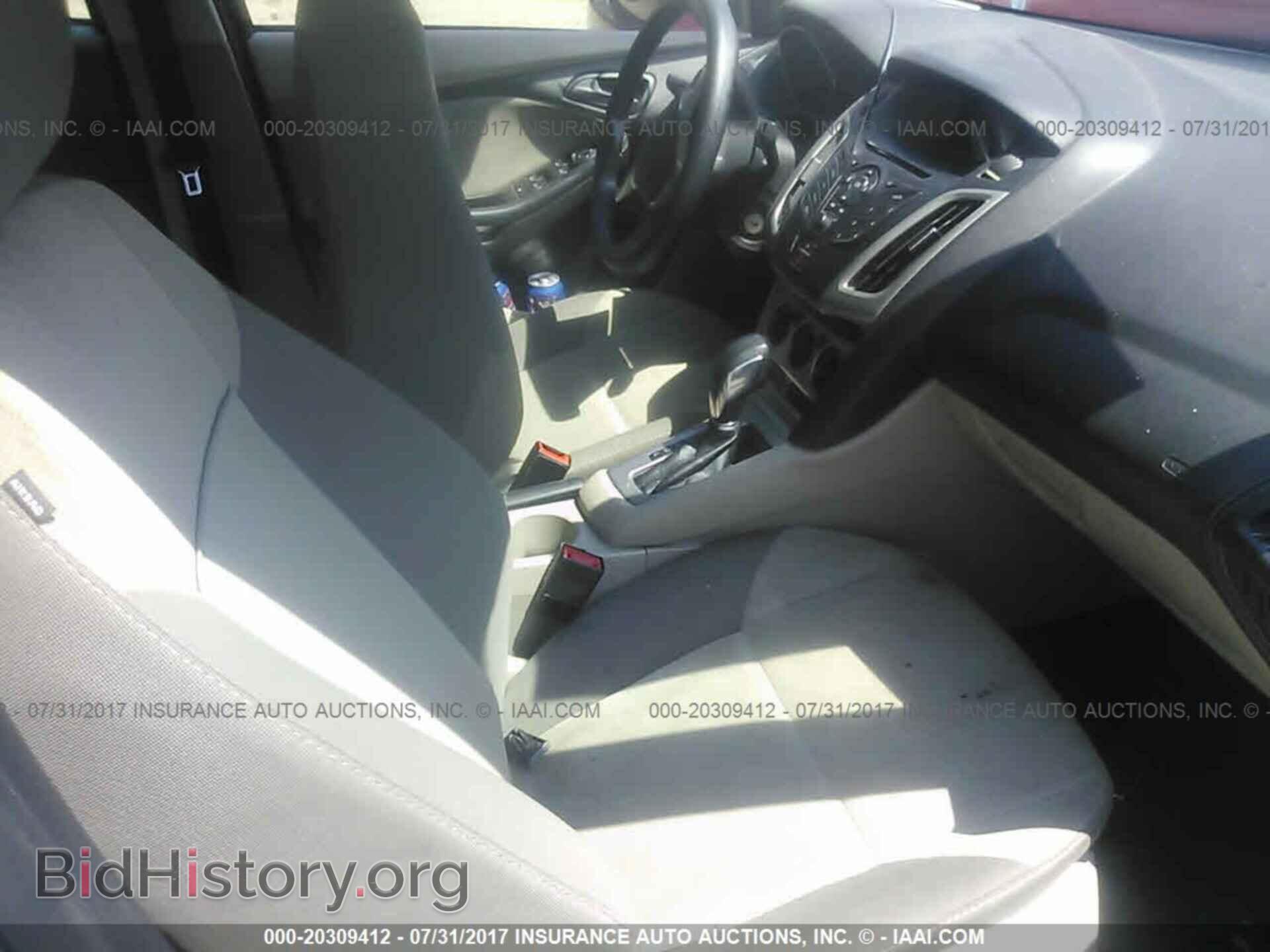 2012 Ford Focus - VIN: 1FAHP3F27CL456370 - Фото 5
