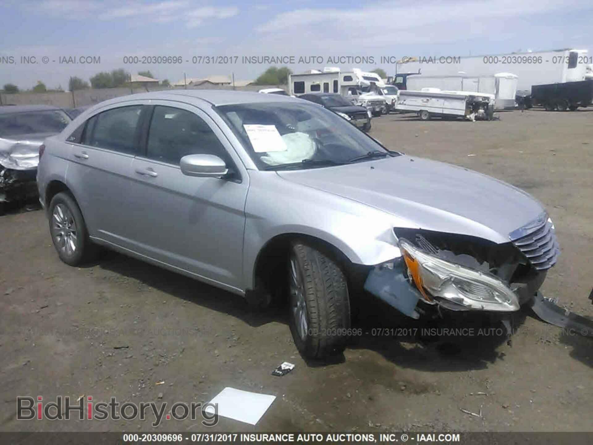 Photo 1C3CCBAB3CN159400 - Chrysler 200 2012