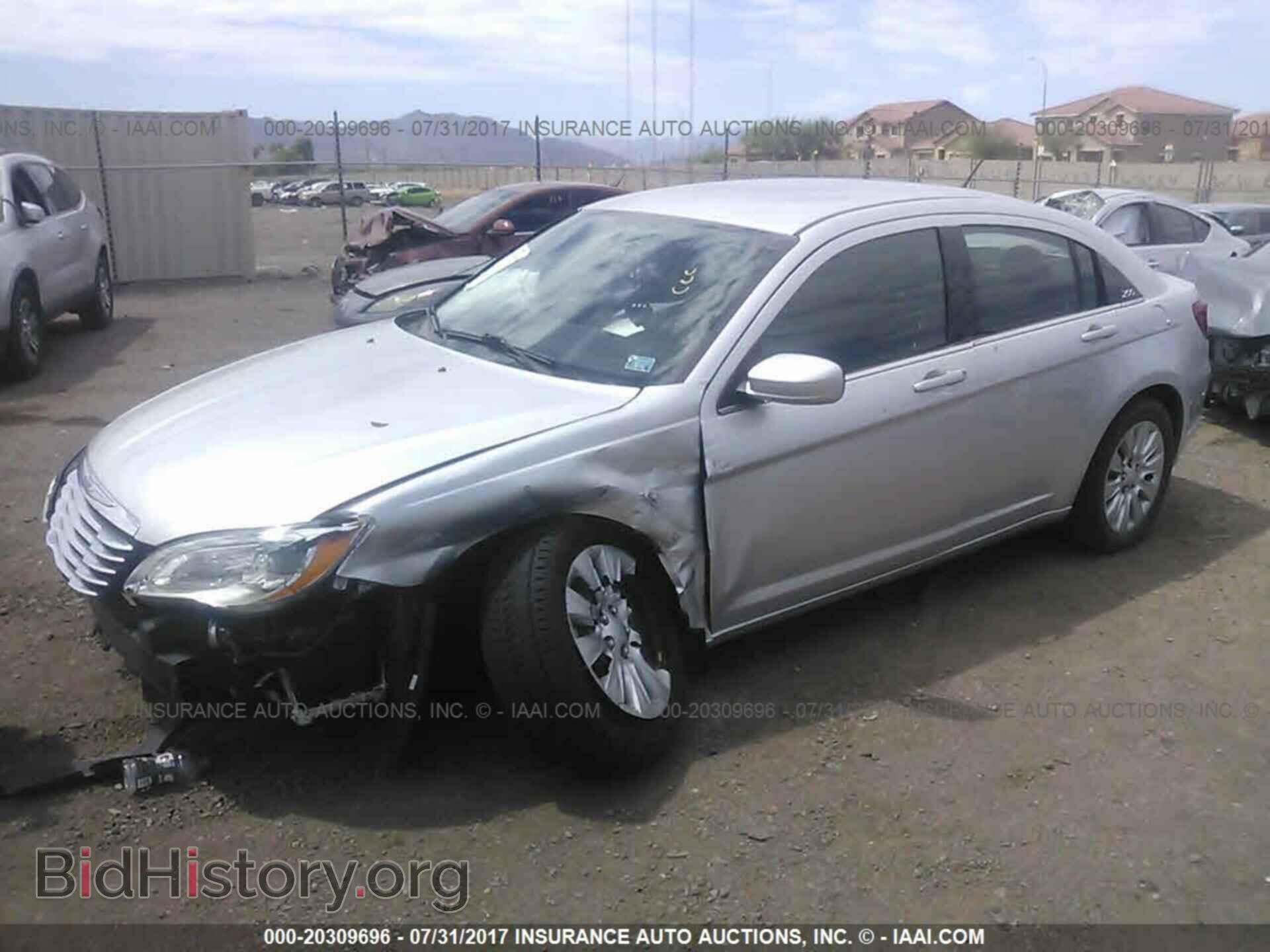 2012 Chrysler 200 - VIN: 1C3CCBAB3CN159400 - Photo 2