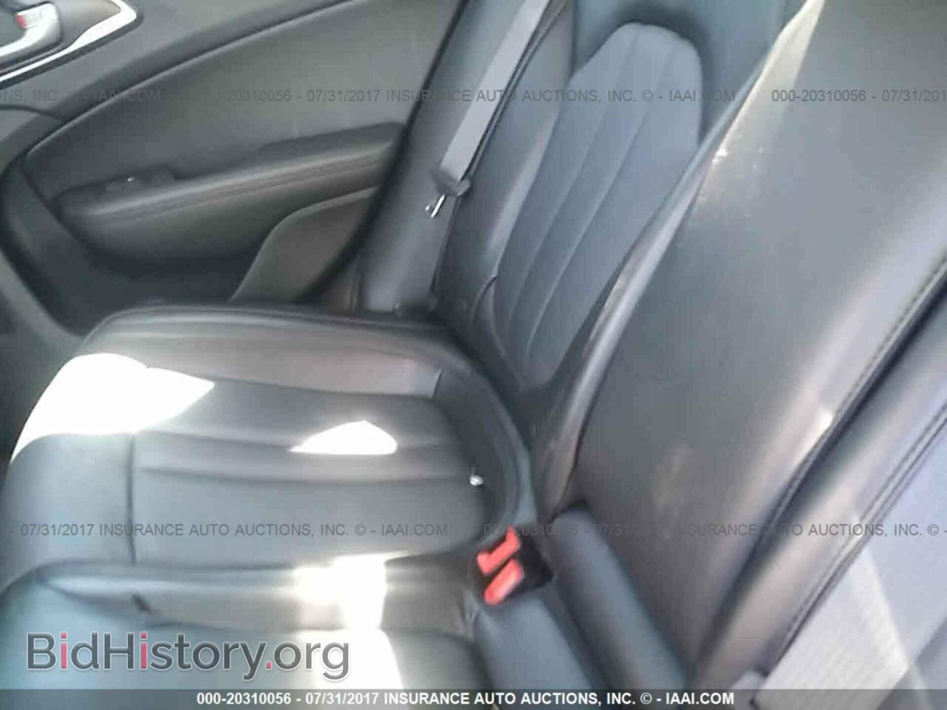 2016 Chrysler 200 - VIN: 1C3CCCAB1GN189099 - Фото 8