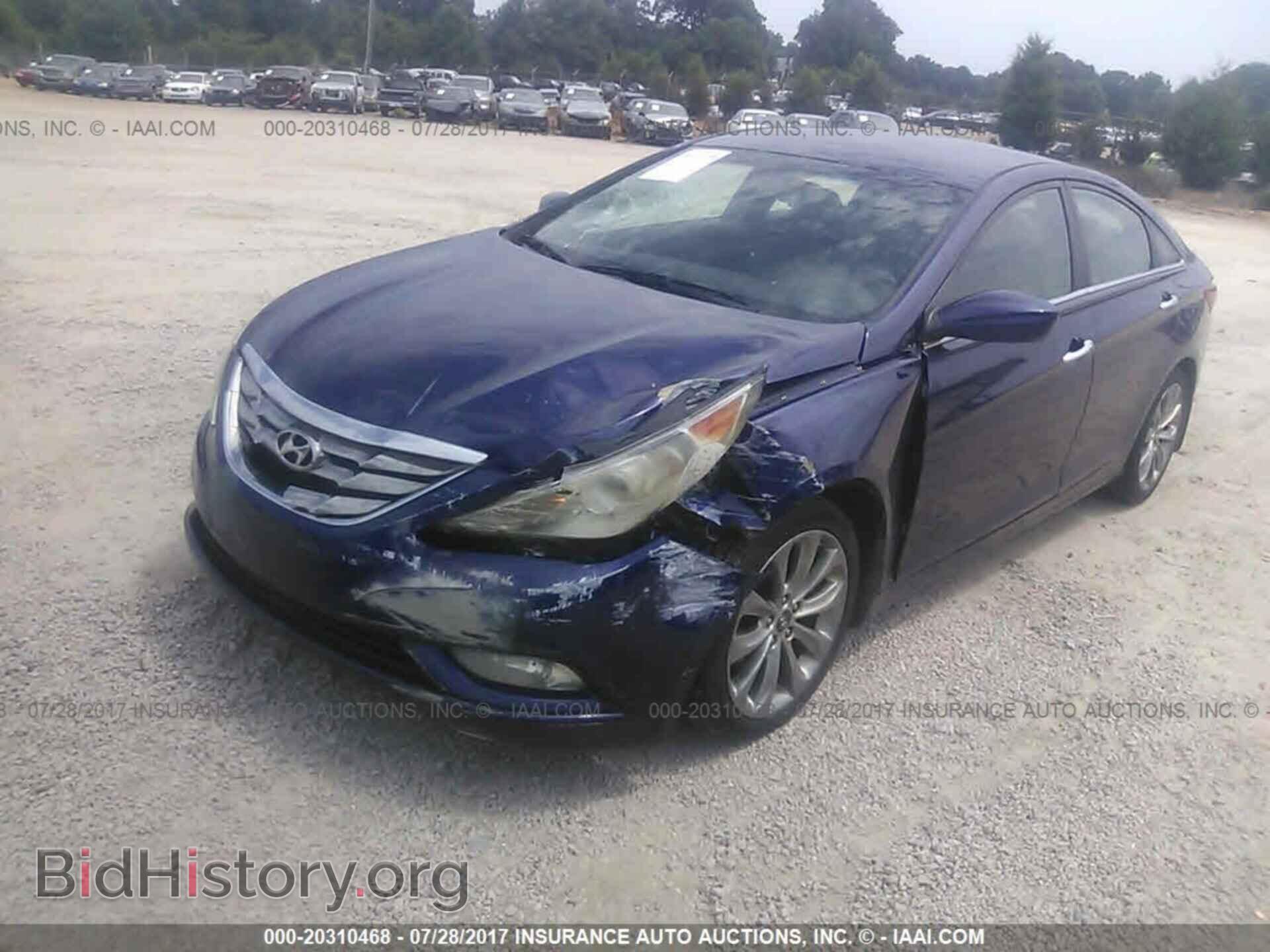 2012 Hyundai Sonata - VIN: 5NPEC4AB1CH355562 - Фото 2