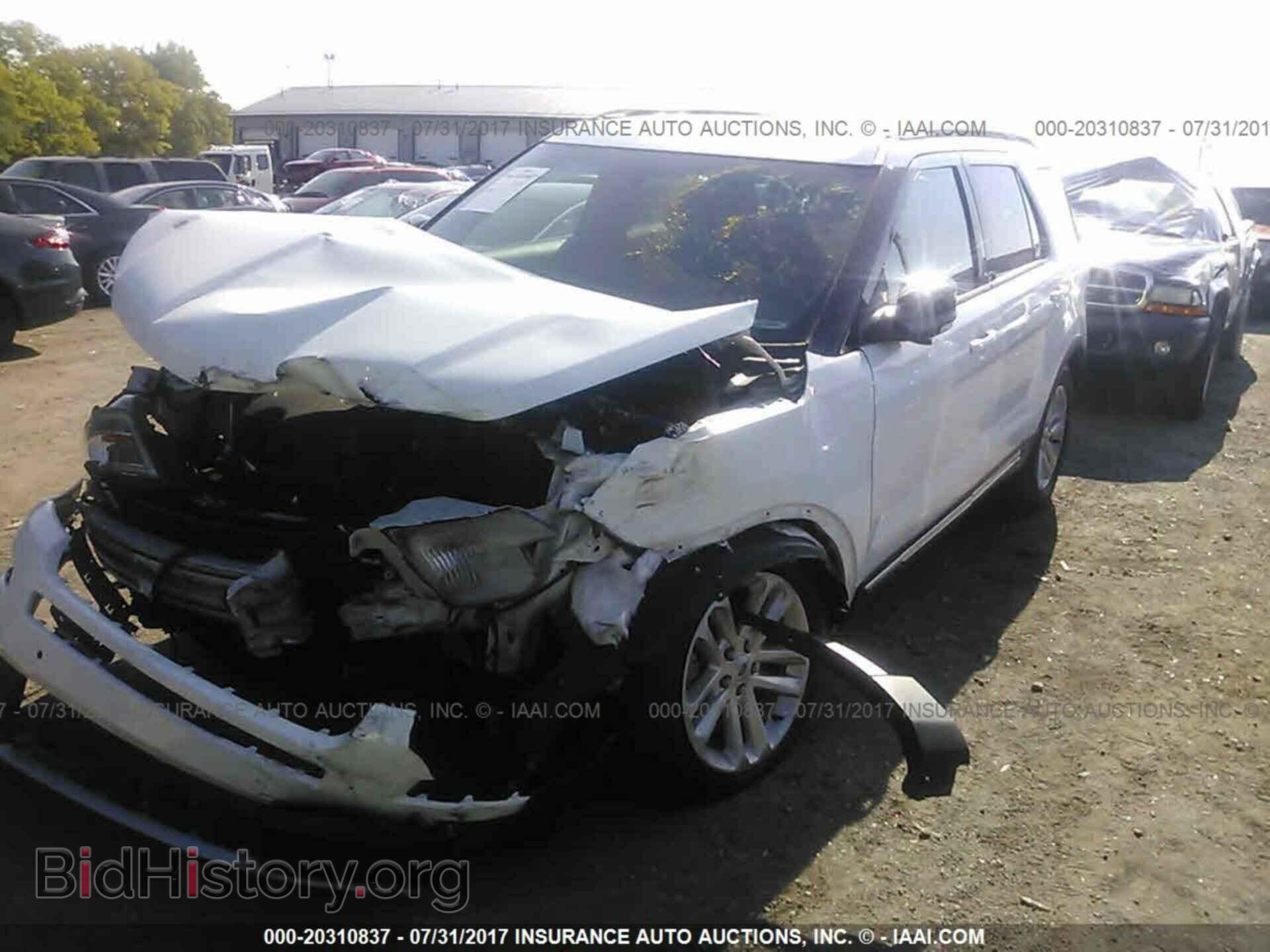 2017 Ford Explorer - VIN: 1FM5K7D86HGB13653 - Photo 2
