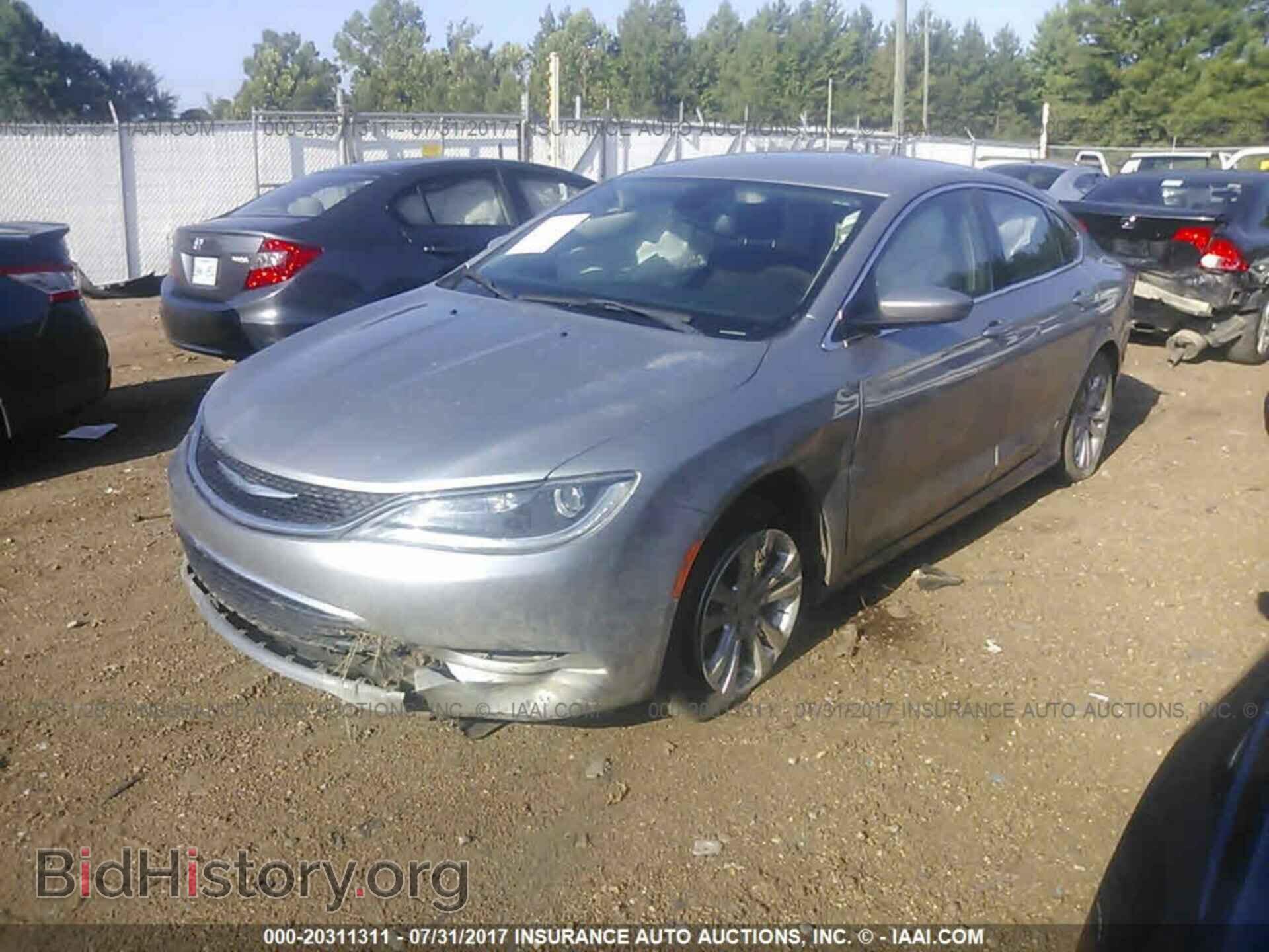 2015 Chrysler 200 - VIN: 1C3CCCAB0FN603472 - Photo 2