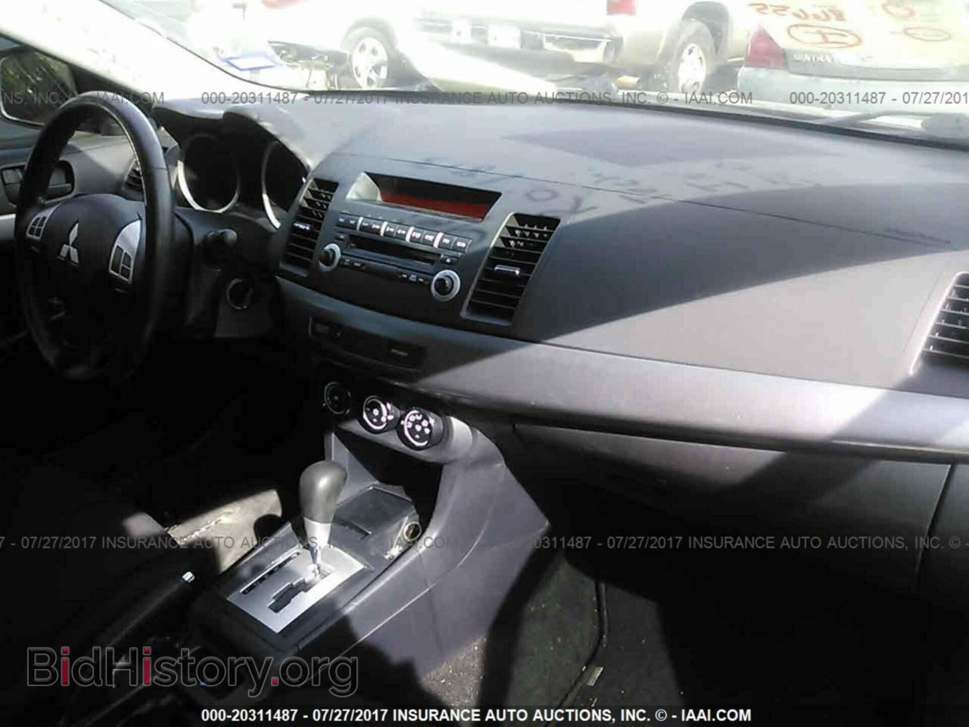 2011 Mitsubishi Lancer - VIN: JA32U2FU0BU035425 - Фото 5
