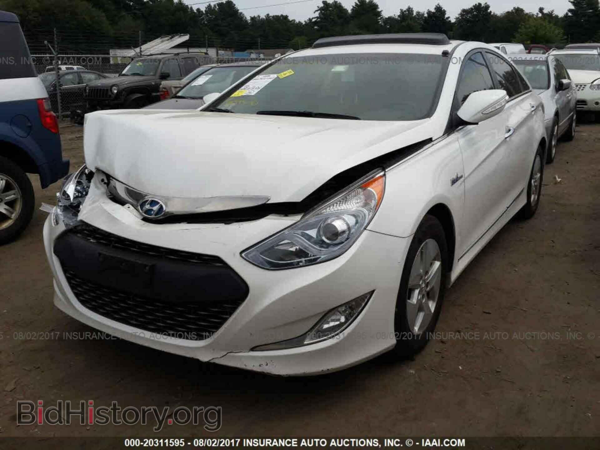2012 Hyundai Sonata - VIN: KMHEC4A41CA033153 - Фото 2