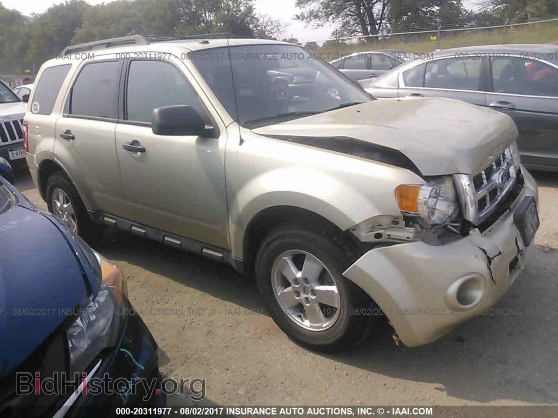Photo 1FMCU9D78BKA07777 - Ford Escape 2011