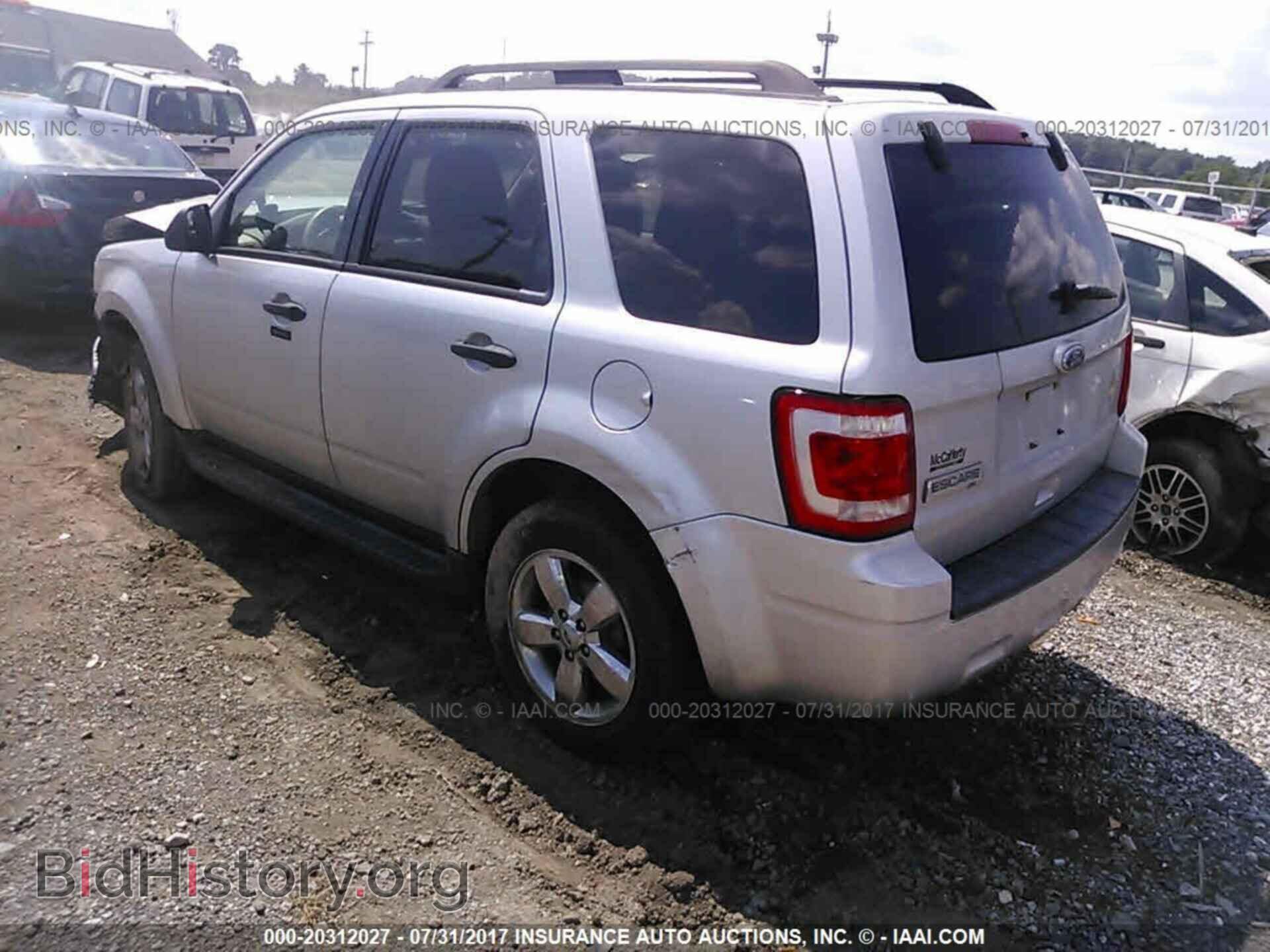 2011 Ford Escape - VIN: 1FMCU9D79BKA52484 - Photo 3