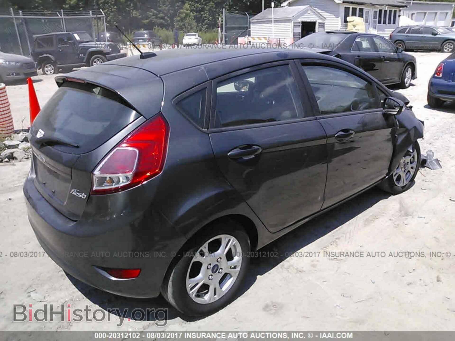2016 Ford Fiesta - VIN: 3FADP4EJ2GM166877 - Photo 4
