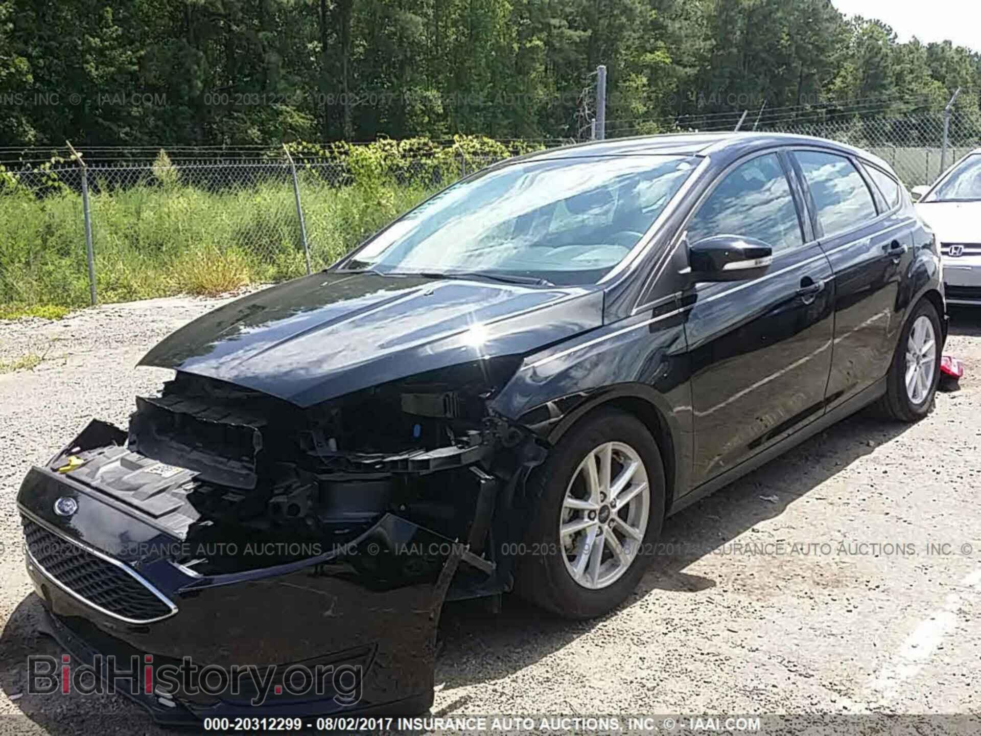 2016 Ford Focus - VIN: 1FADP3K27GL355288 - Фото 2