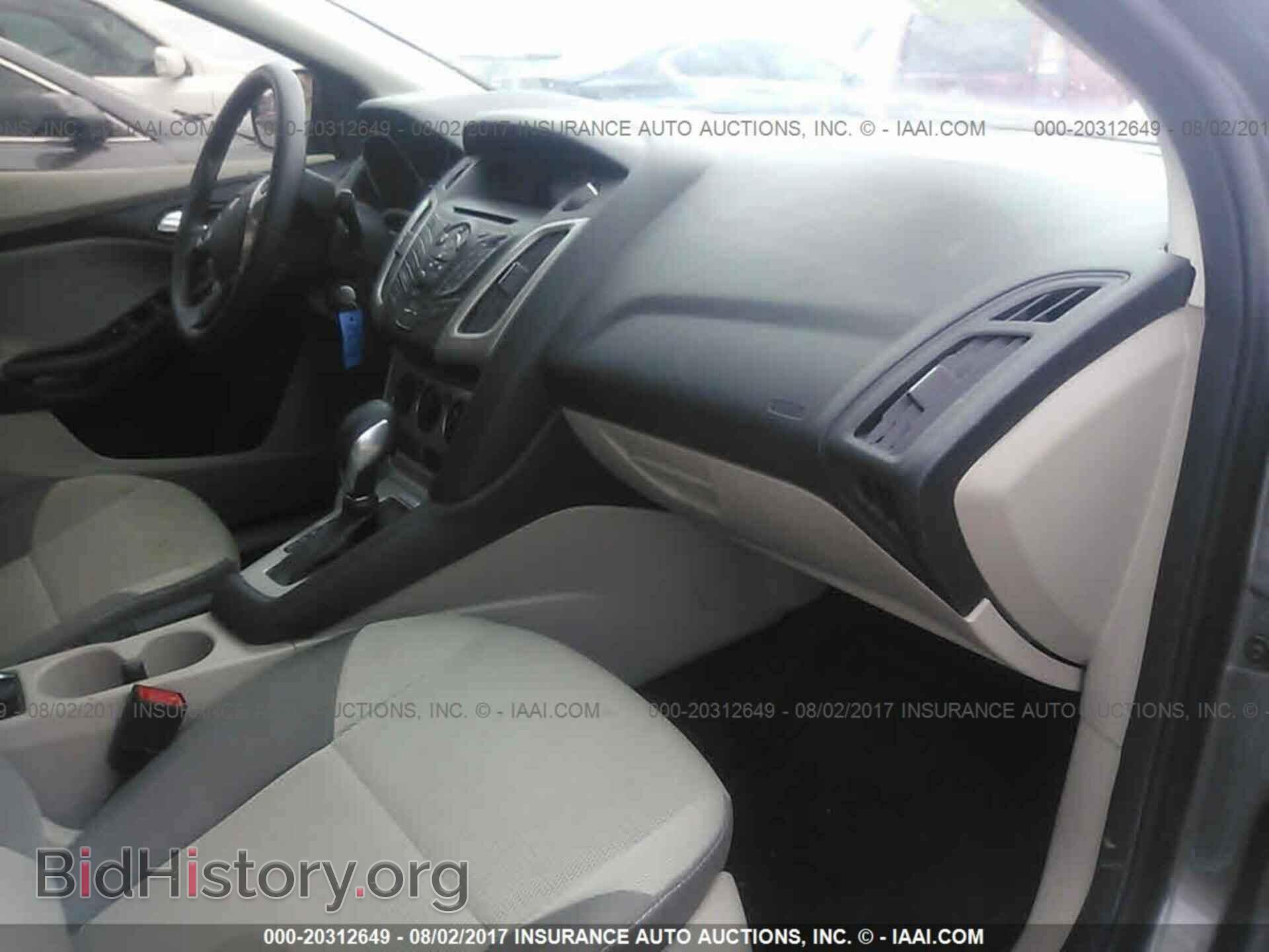2014 Ford Focus - VIN: 1FADP3F21EL237907 - Photo 5