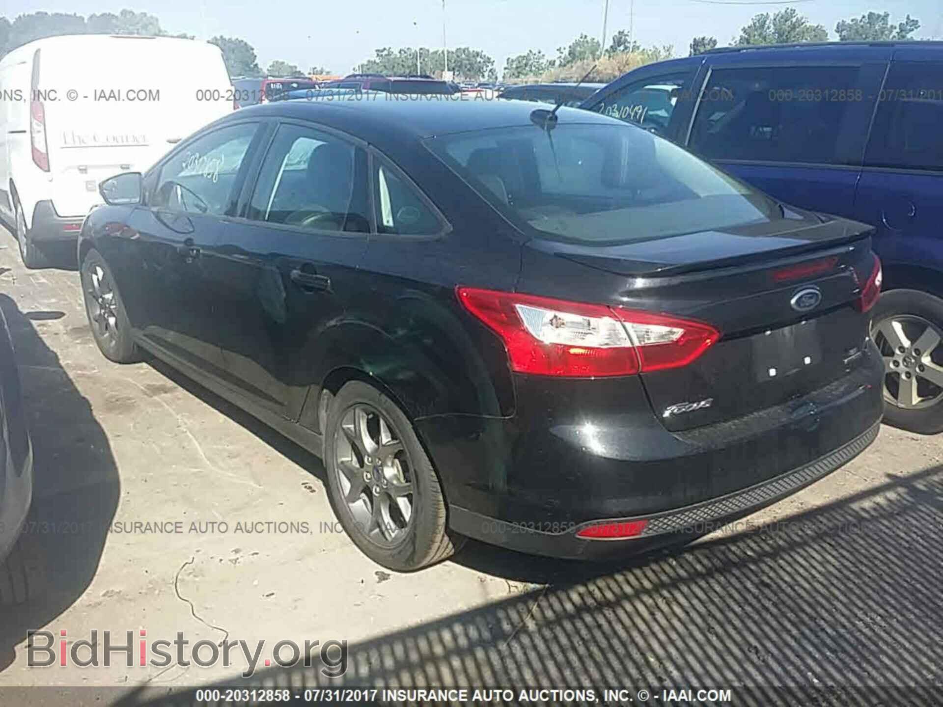 2013 Ford Focus - VIN: 1FADP3F27DL194995 - Photo 3