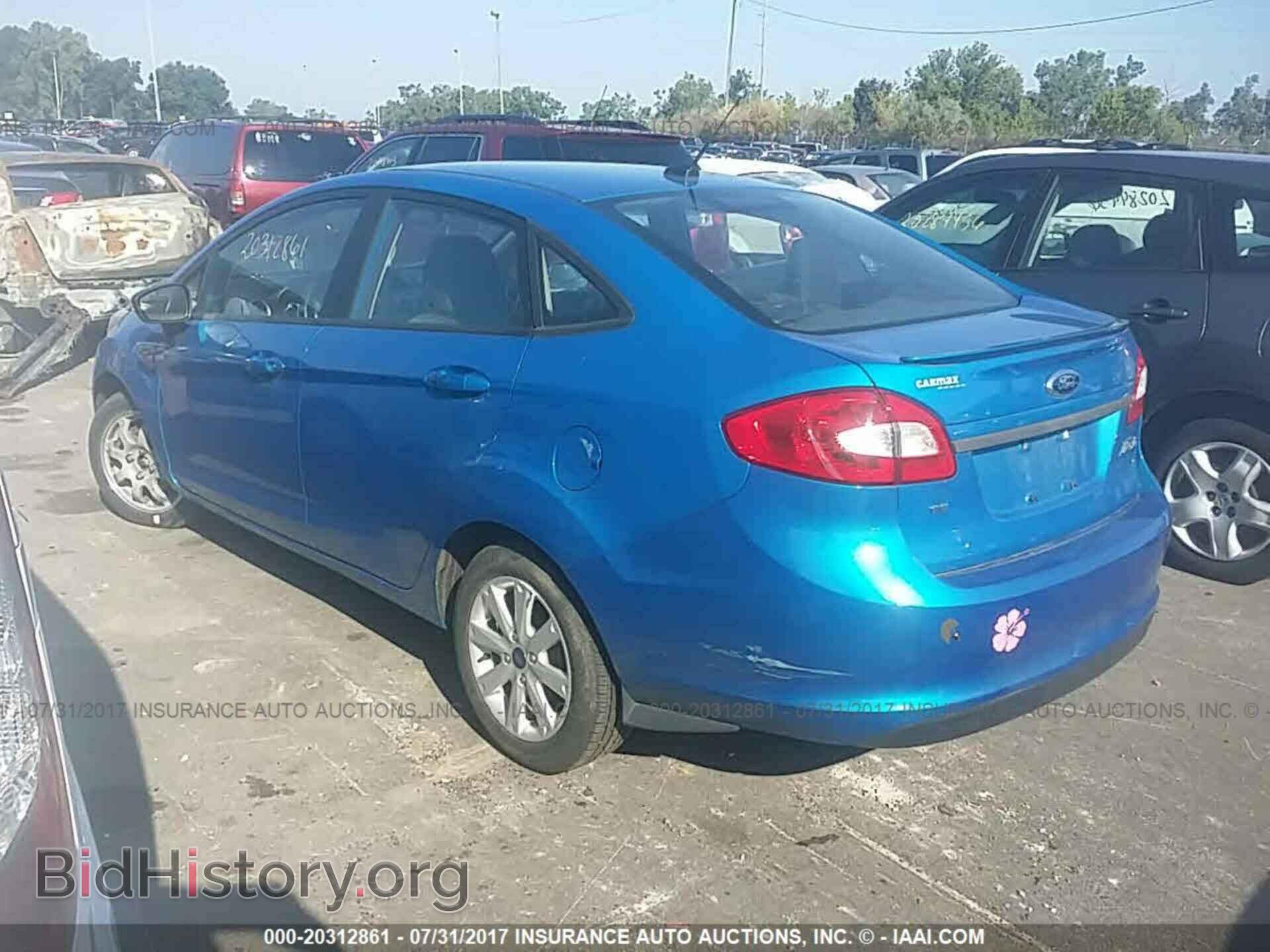 2013 Ford Fiesta - VIN: 3FADP4BJ1DM207340 - Фото 3