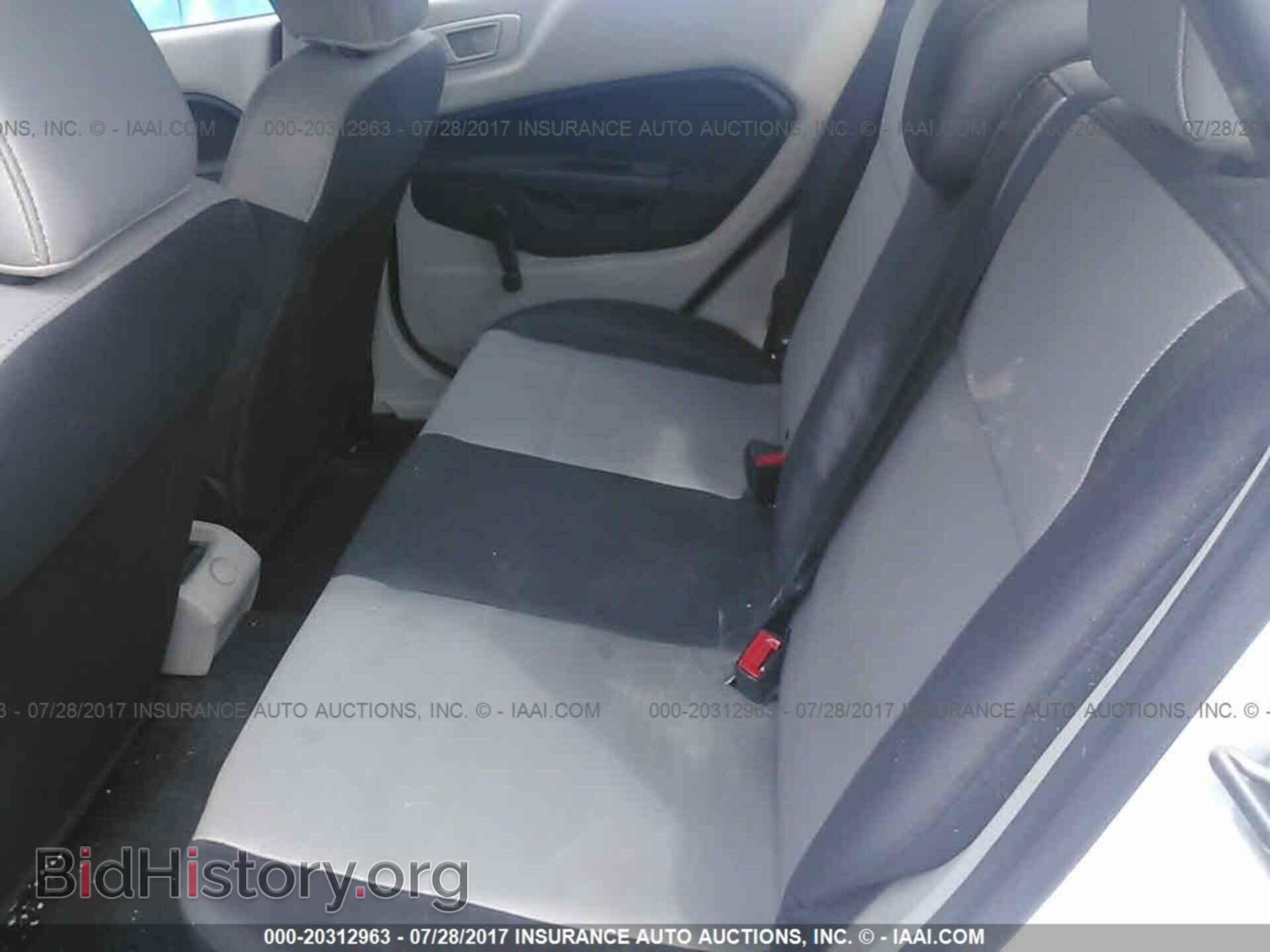 2013 Ford Fiesta - VIN: 3FADP4AJ2DM199377 - Фото 8