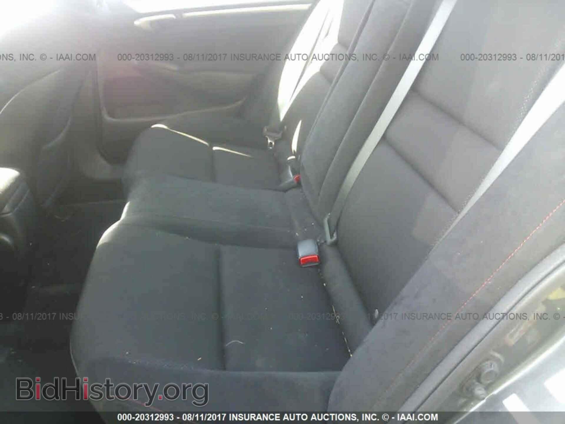 2011 Honda CIVIC (VIN 2HGFA5E58BH701944) — фото 8 из 10