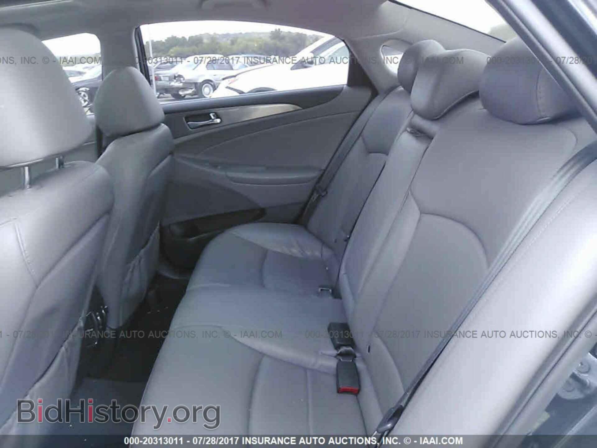 2012 Hyundai Sonata - VIN: KMHEC4A48CA033702 - Фото 8