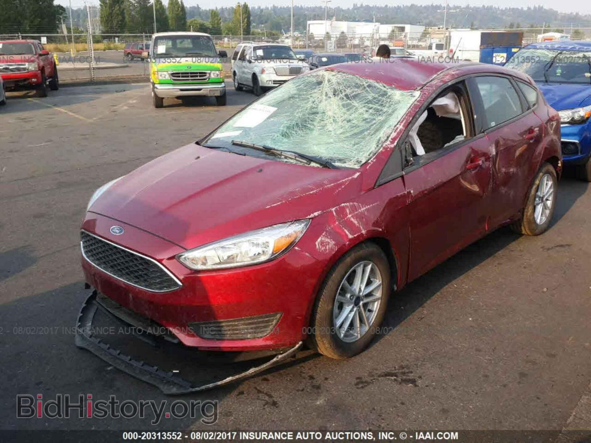 2017 Ford Focus - VIN: 1FADP3K21HL286101 - Photo 2