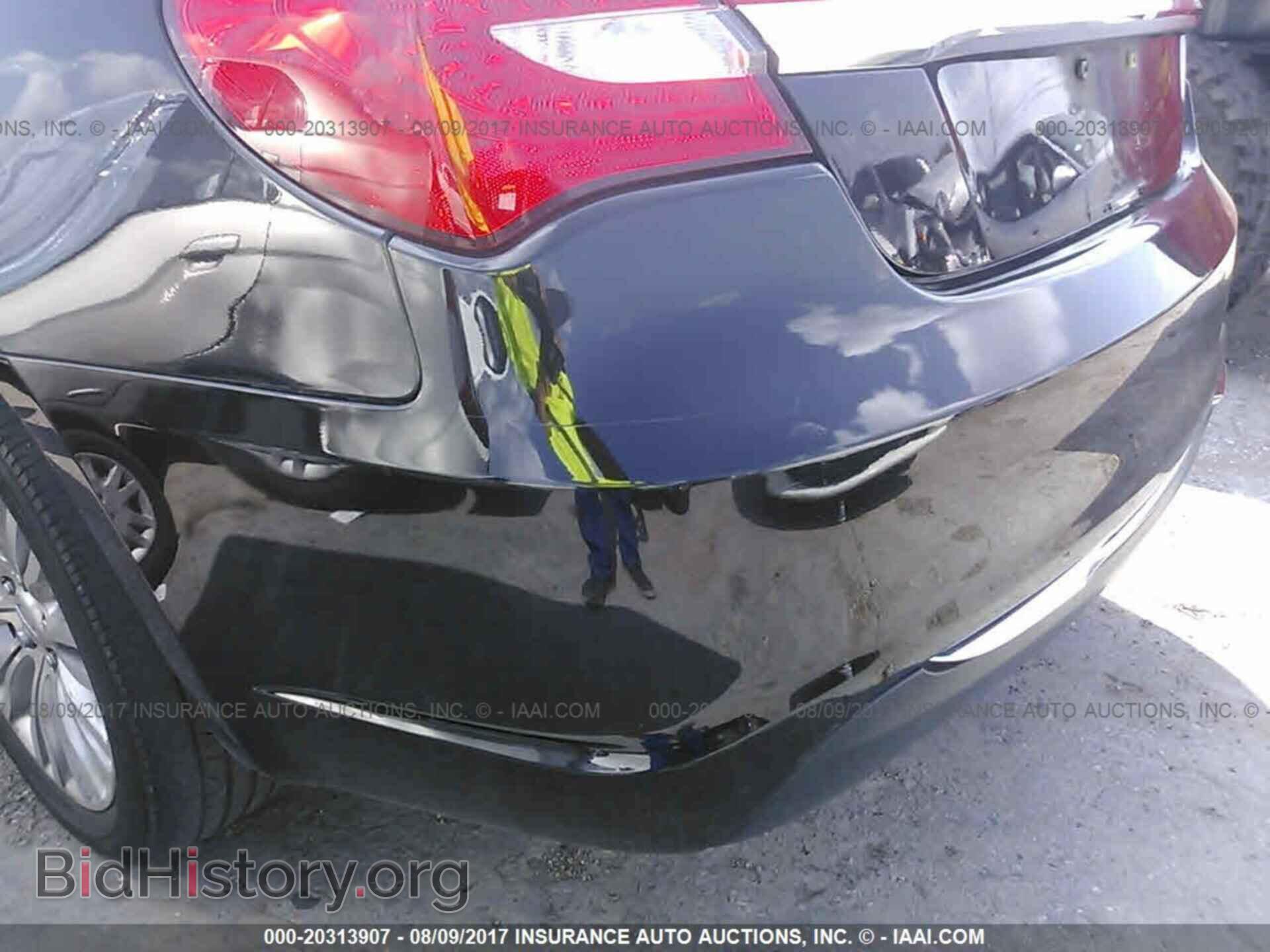 2011 Chrysler 200 - VIN: 1C3BC2FB7BN613697 - Photo 6