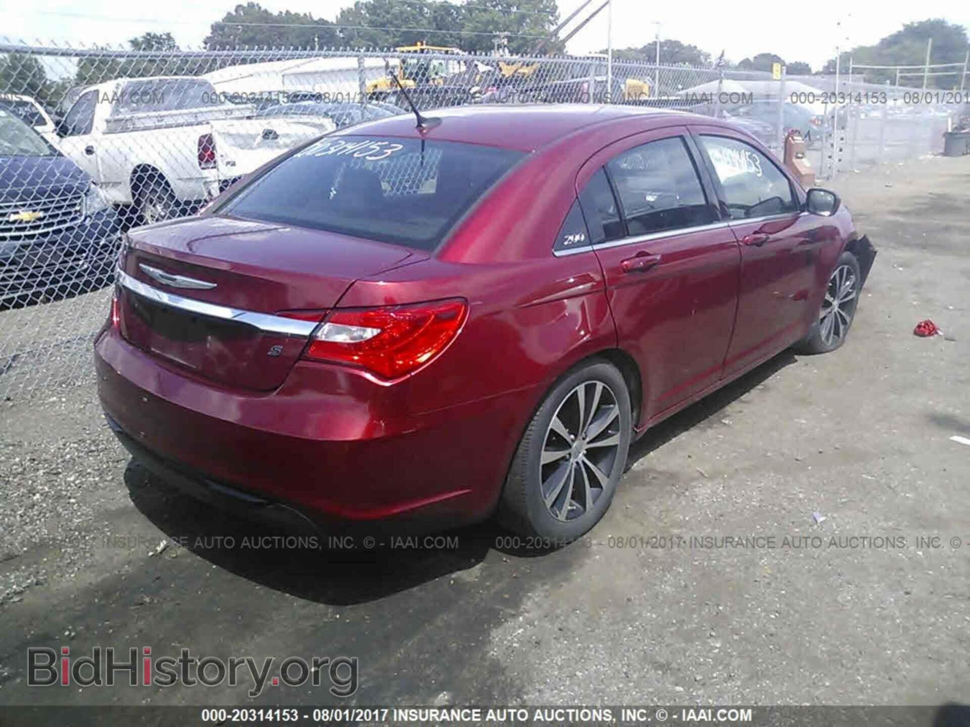 2014 Chrysler 200 - VIN: 1C3CCBBB7EN128846 - Photo 4