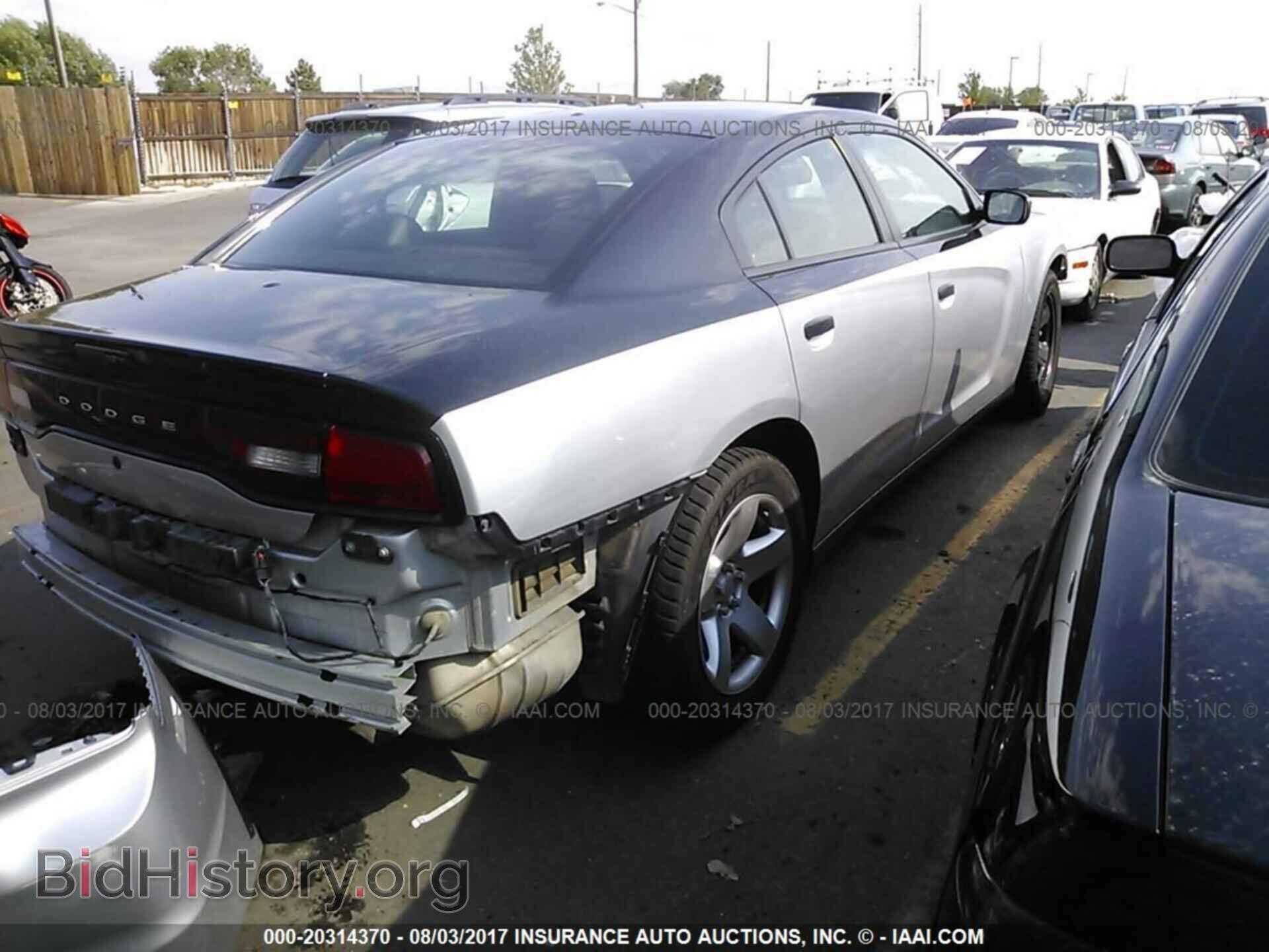 2013 Dodge Charger - VIN: 2C3CDXAT2DH677186 - Фото 4