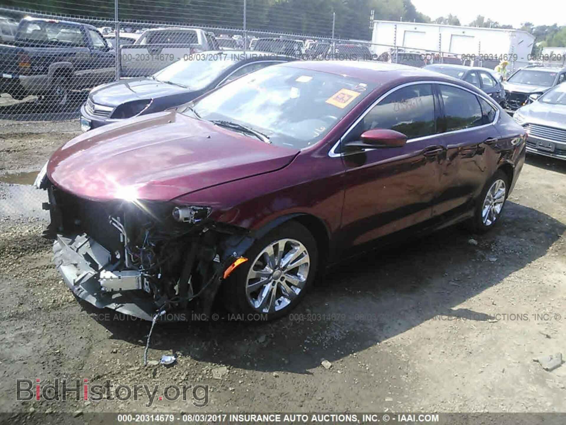 2015 Chrysler 200 - VIN: 1C3CCCAB3FN703923 - Photo 2