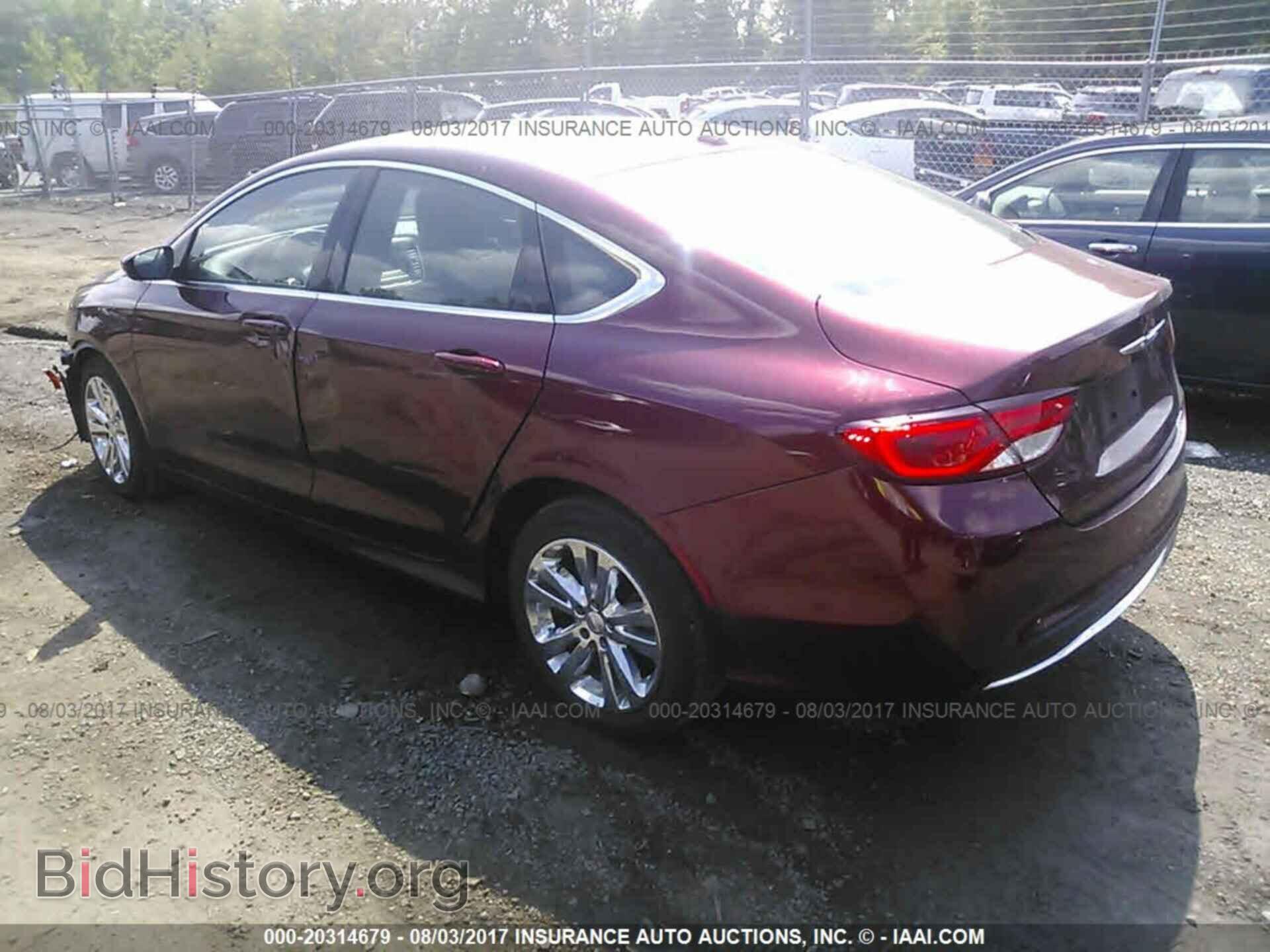 2015 Chrysler 200 - VIN: 1C3CCCAB3FN703923 - Photo 3