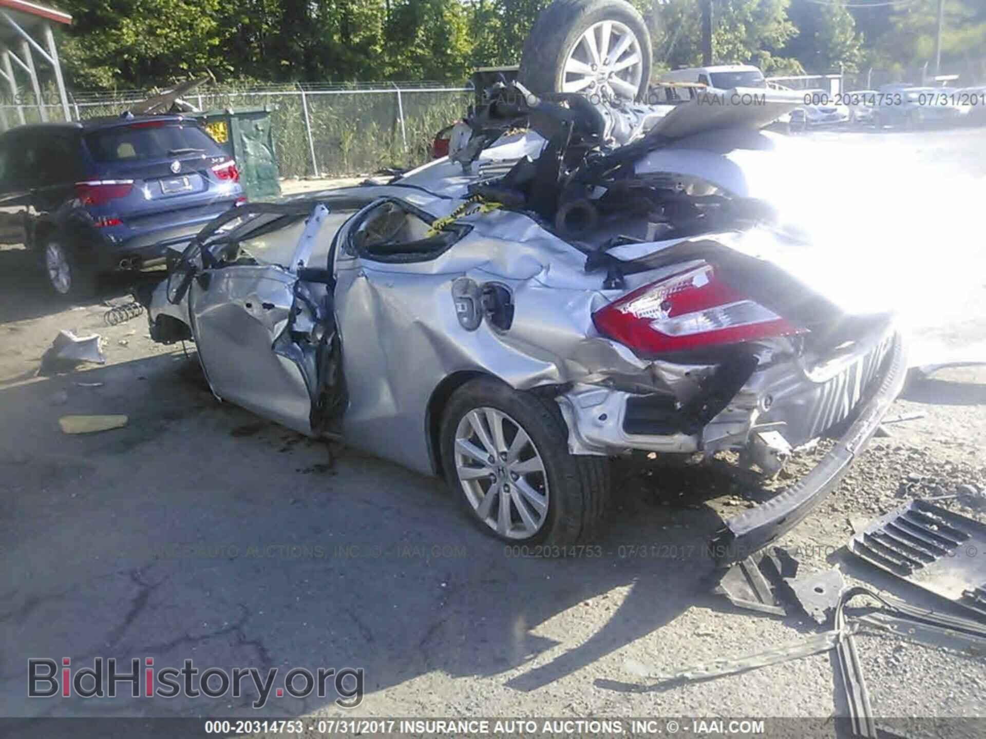 2012 Honda Civic - VIN: 2HGFG3B86CH510235 - Photo 3