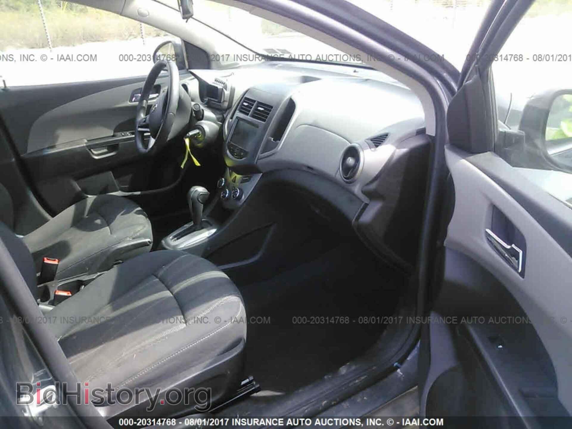 2013 Chevrolet Sonic - VIN: 1G1JC5SG3D4202129 - Photo 5