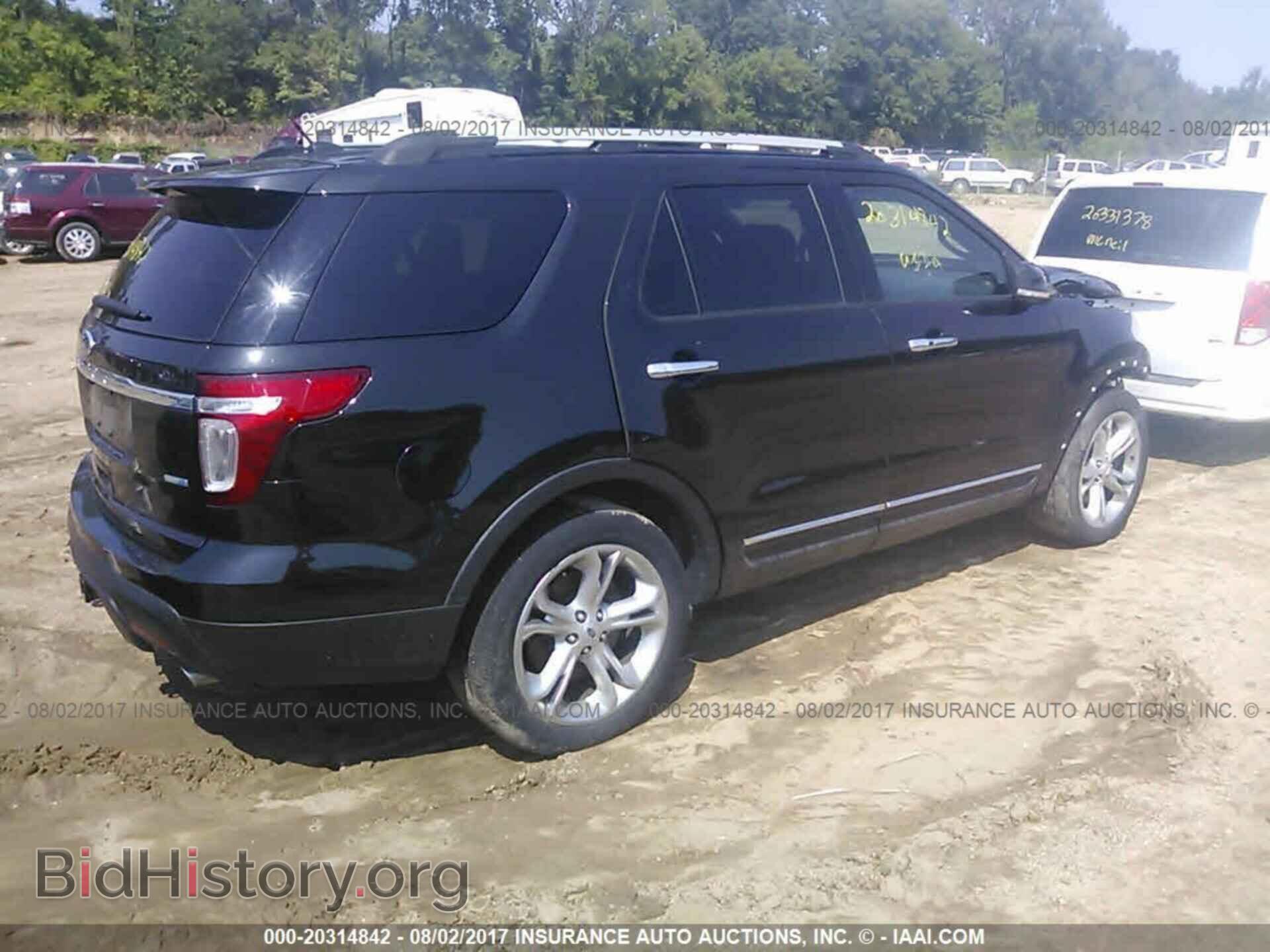 2015 Ford Explorer - VIN: 1FM5K8F83FGC24984 - Photo 4