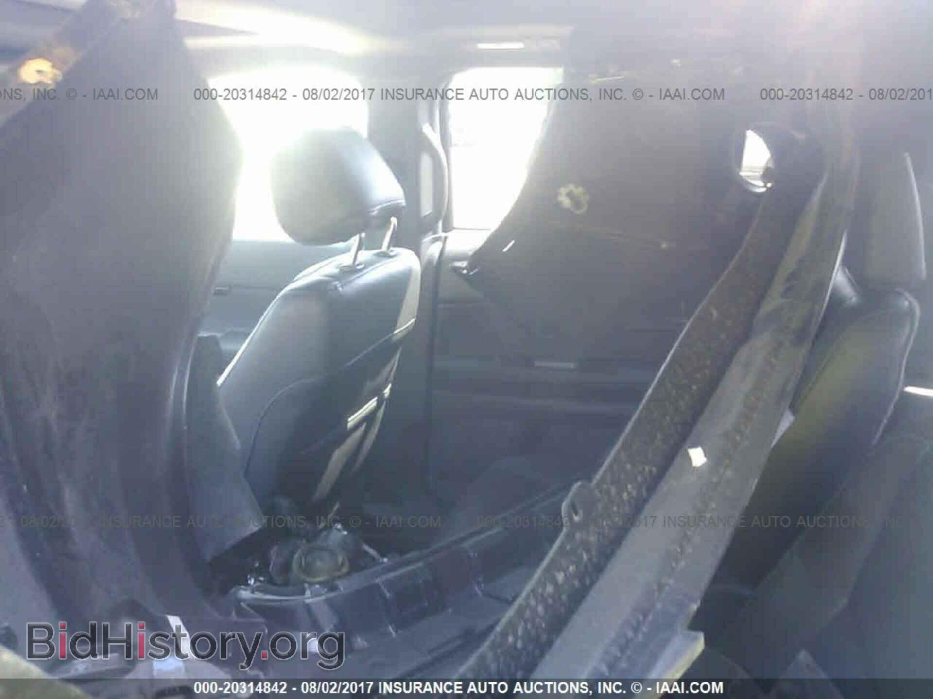 2015 Ford Explorer - VIN: 1FM5K8F83FGC24984 - Photo 8