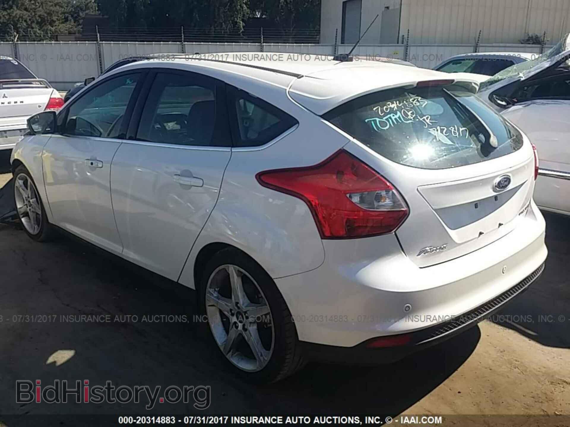 2012 Ford Focus - VIN: 1FAHP3N25CL436085 - Photo 3