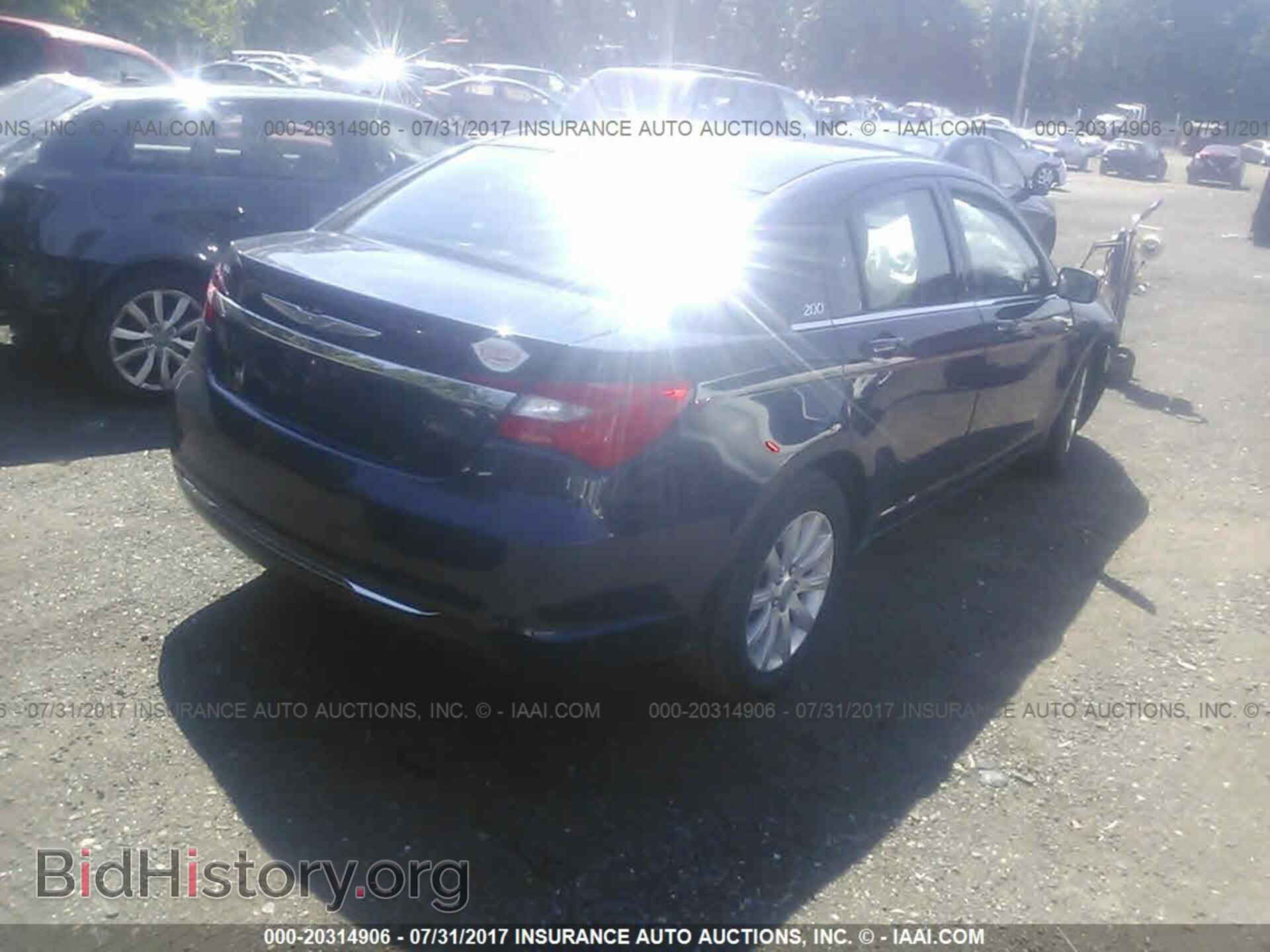 2013 Chrysler 200 - VIN: 1C3CCBBB2DN696095 - Photo 4
