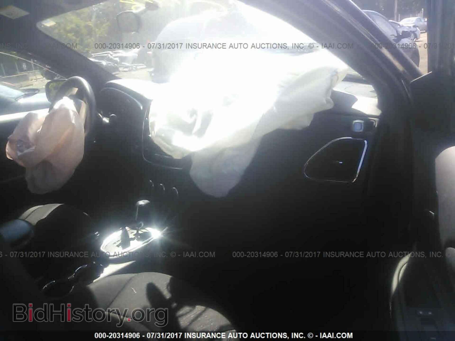 2013 Chrysler 200 - VIN: 1C3CCBBB2DN696095 - Photo 5