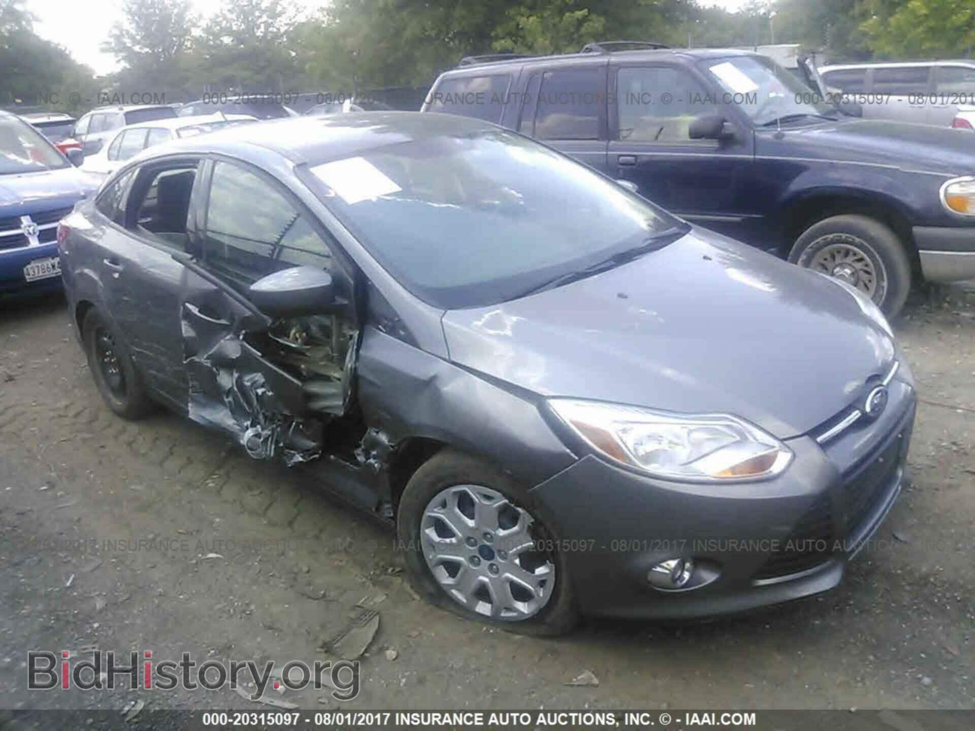Photo 1FAHP3F23CL462781 - Ford Focus 2012