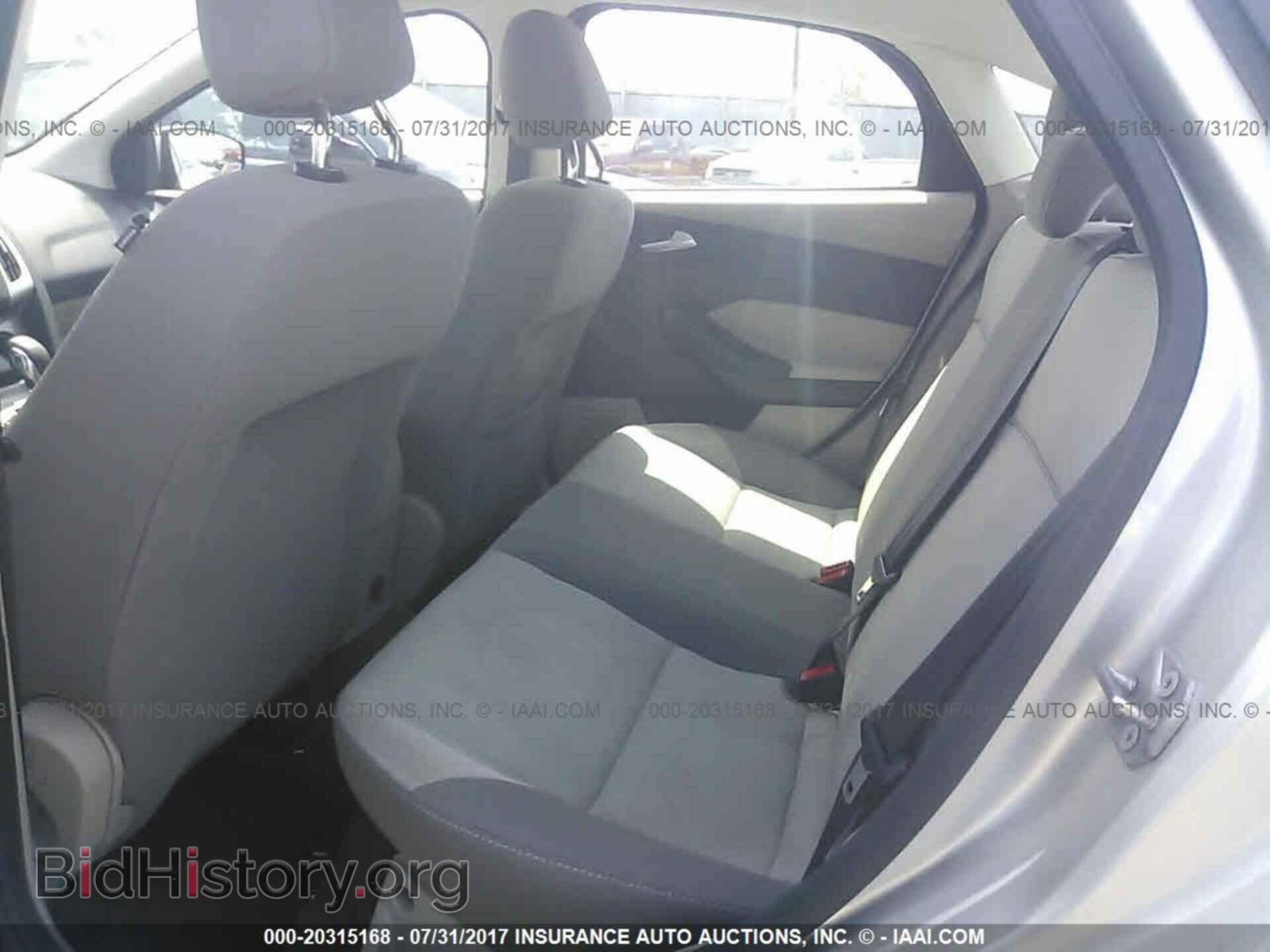 2012 Ford Focus - VIN: 1FAHP3F29CL225535 - Photo 8