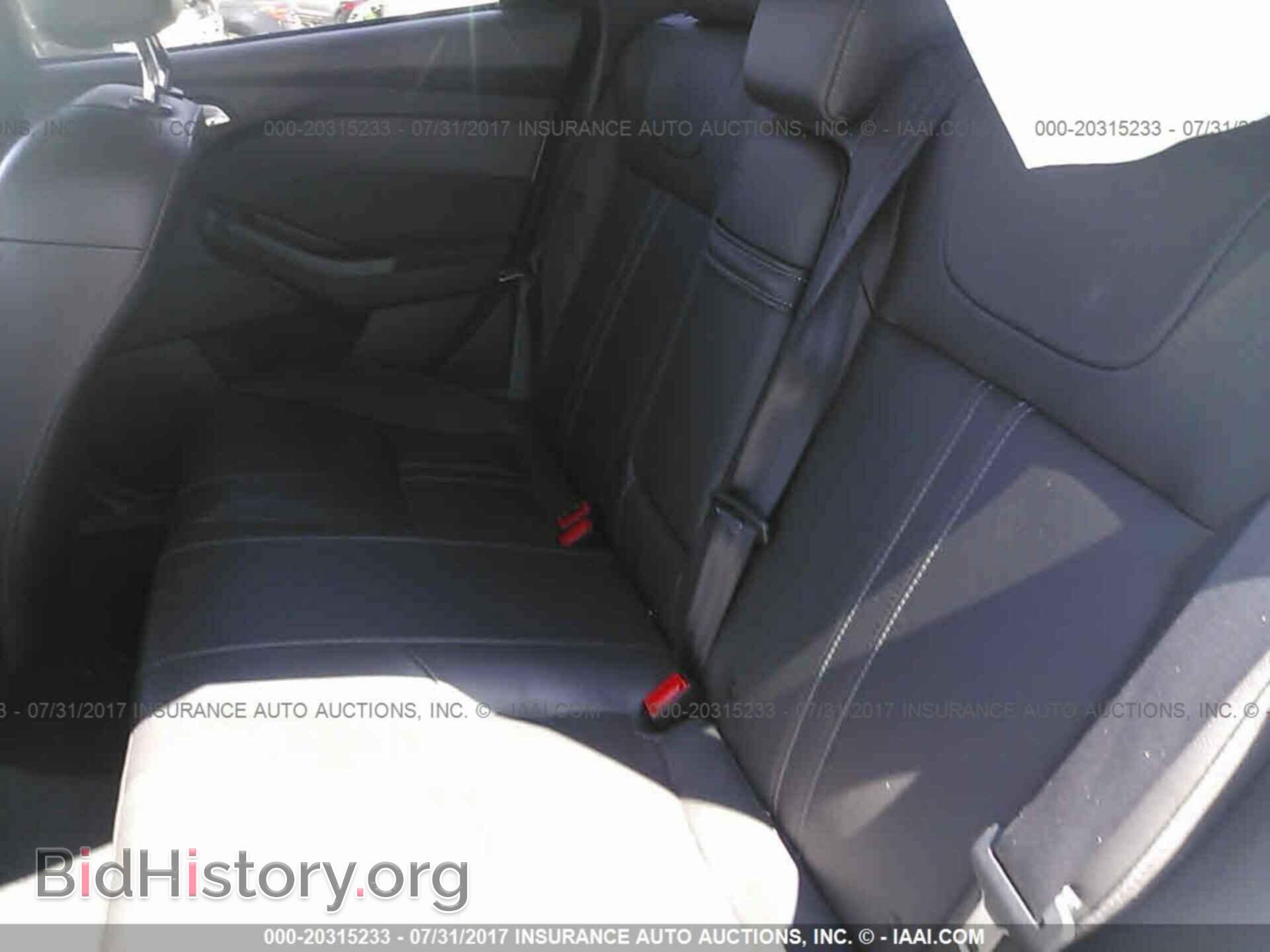 2012 Ford Focus - VIN: 1FAHP3M20CL179998 - Photo 8