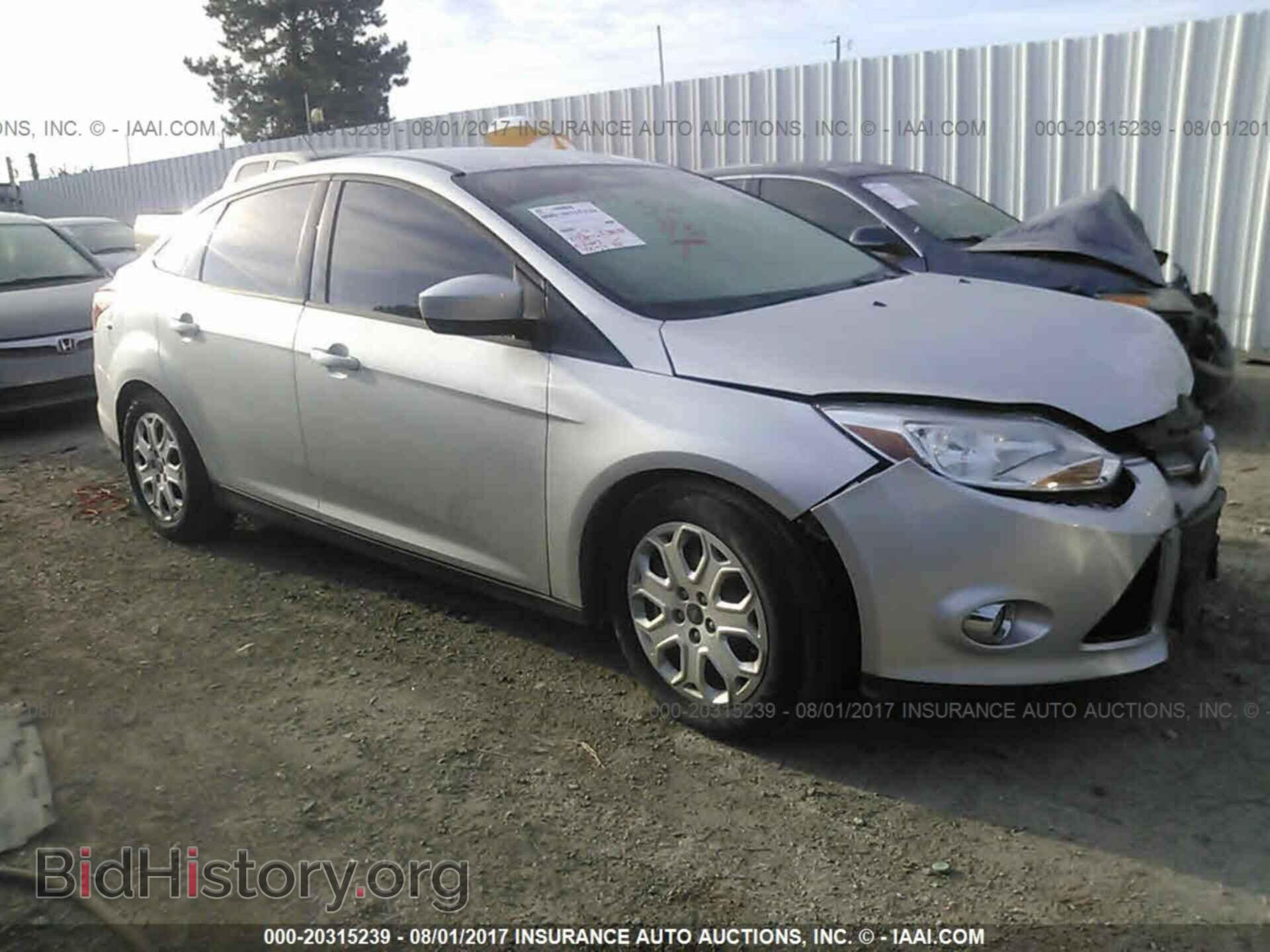Photo 1FAHP3F23CL462117 - Ford Focus 2012