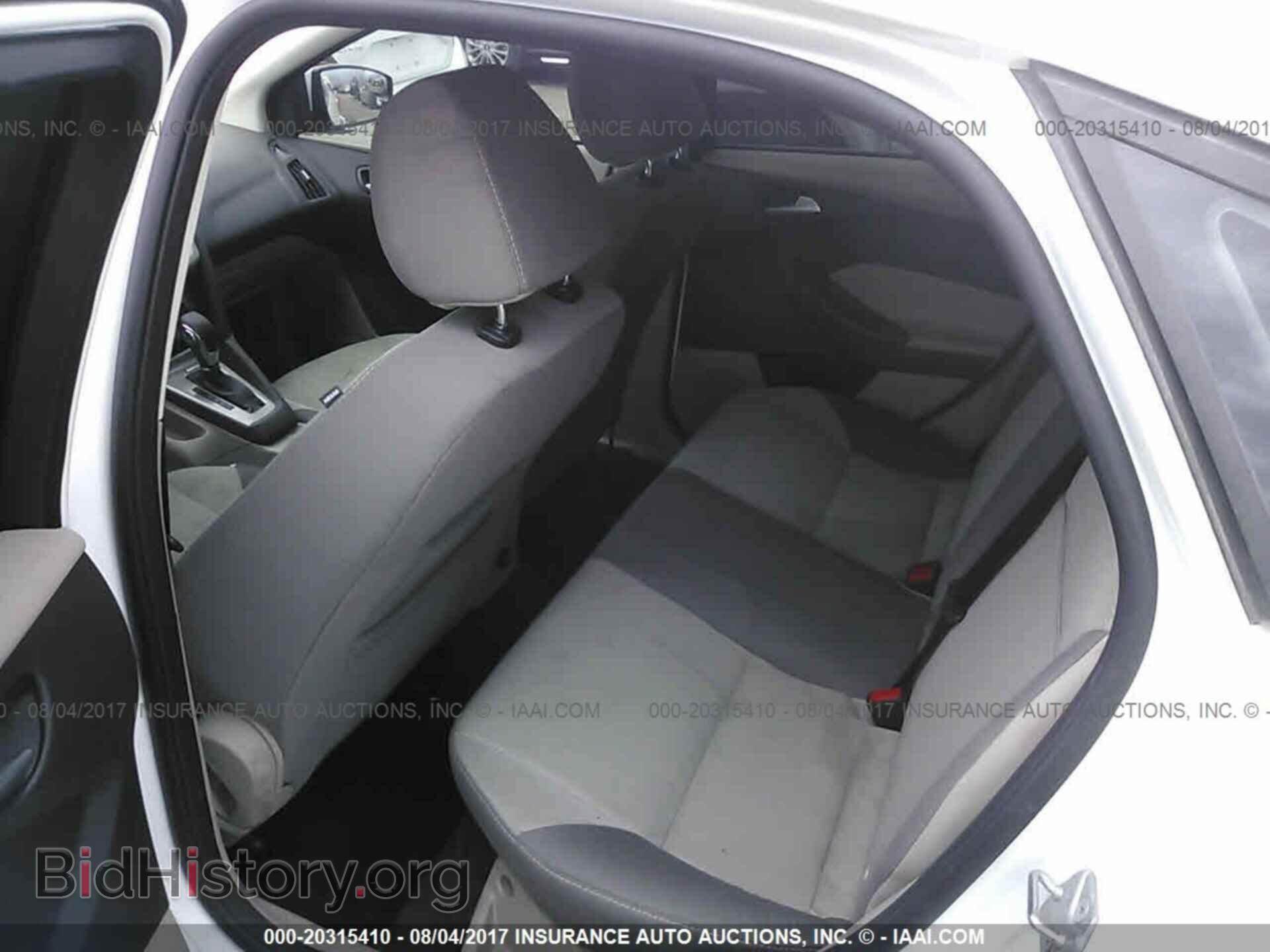 2013 Ford Focus - VIN: 1FADP3F2XDL363133 - Photo 8